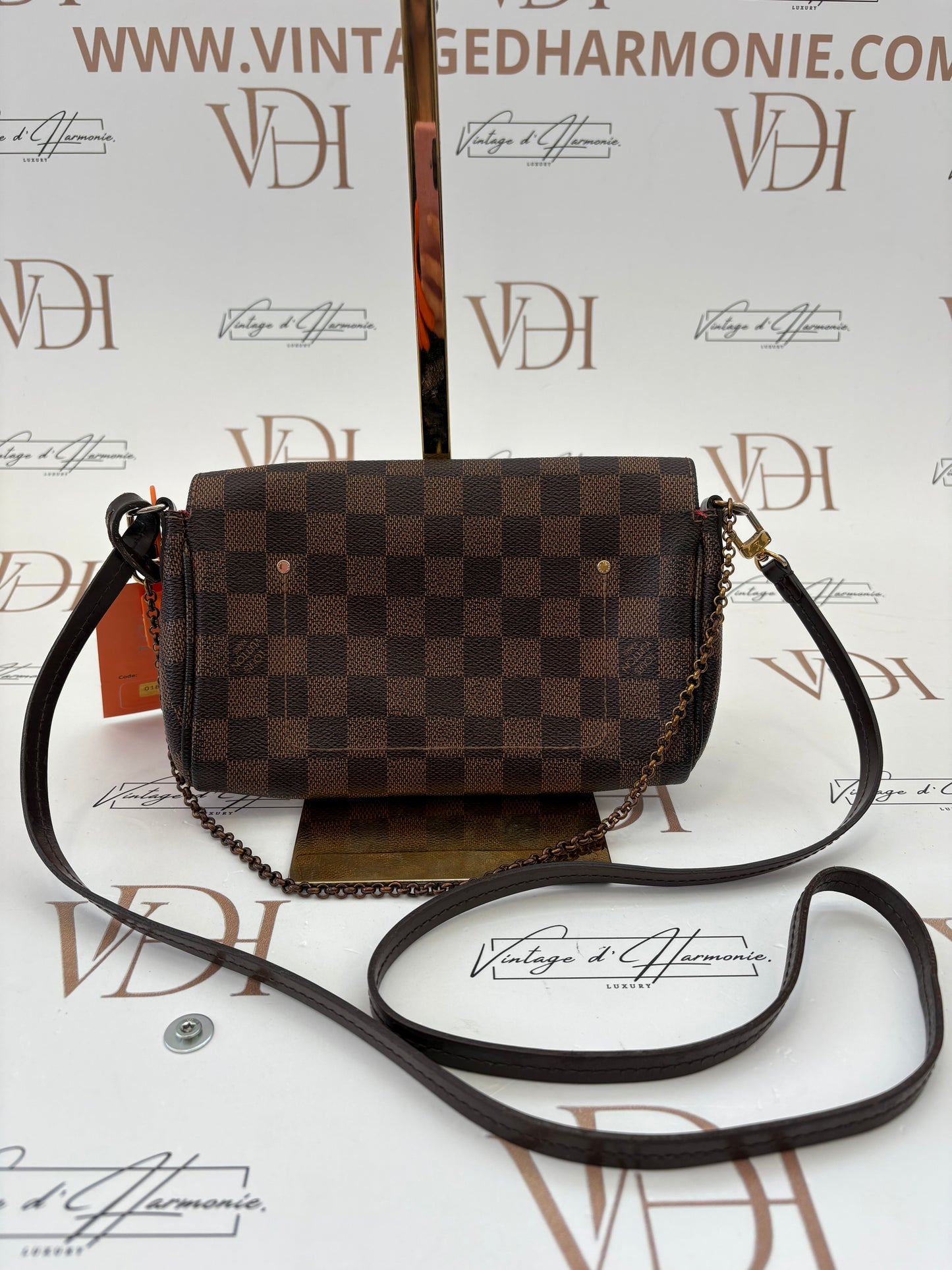 018727 - Louis Vuitton Favorite MM