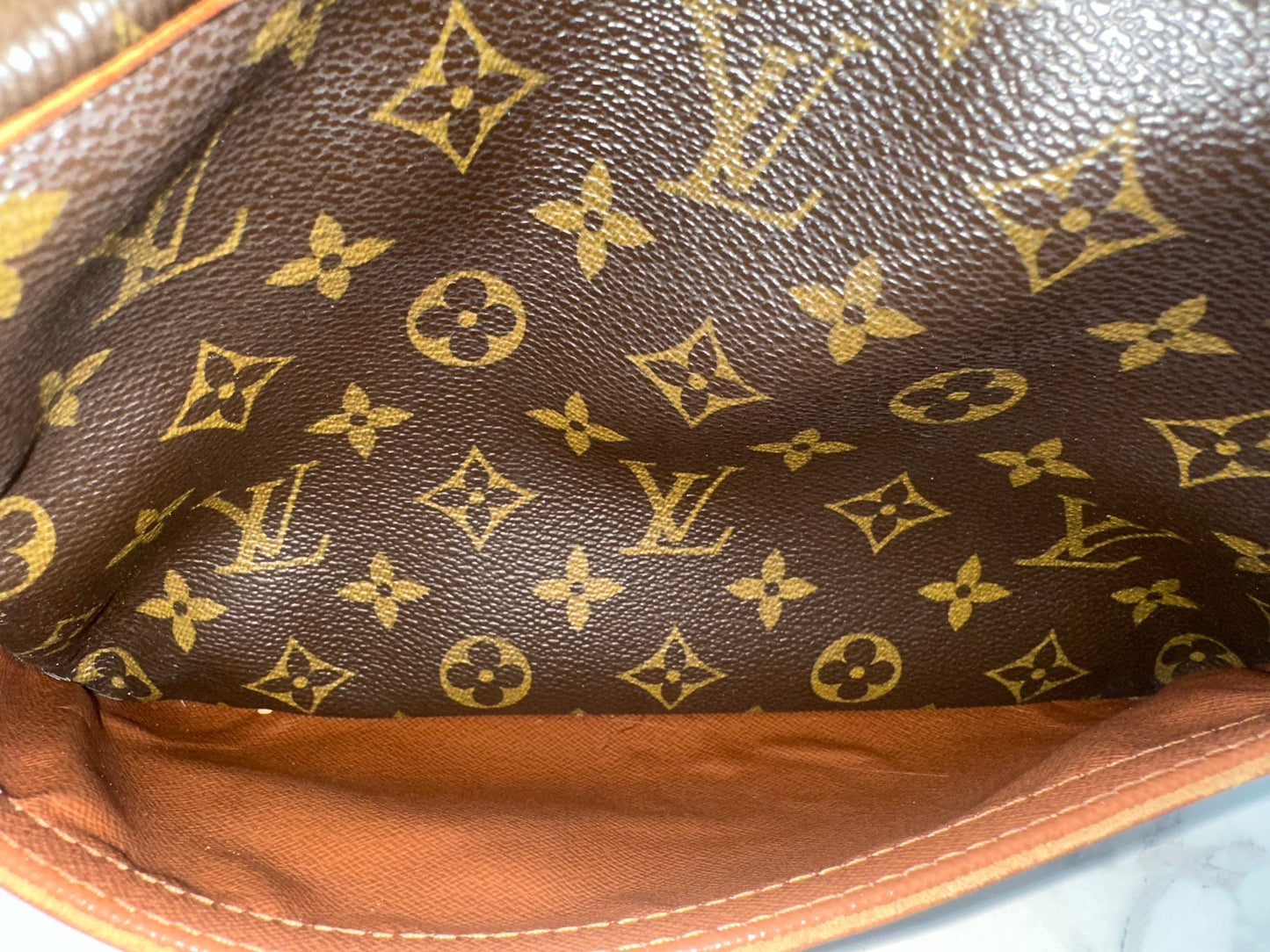 Louis Vuitton Trocadero 27