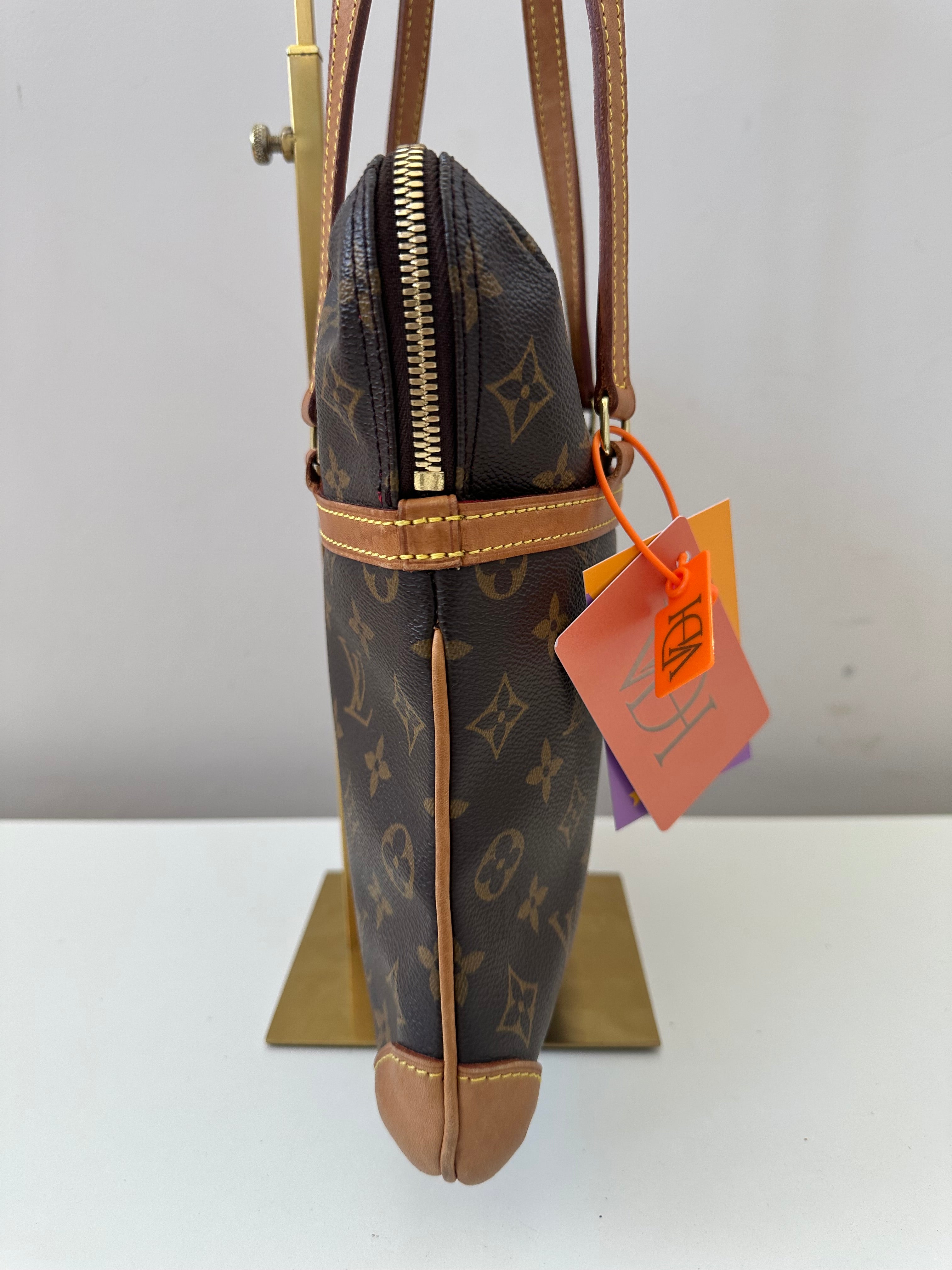 Louis Vuitton Coussin GM