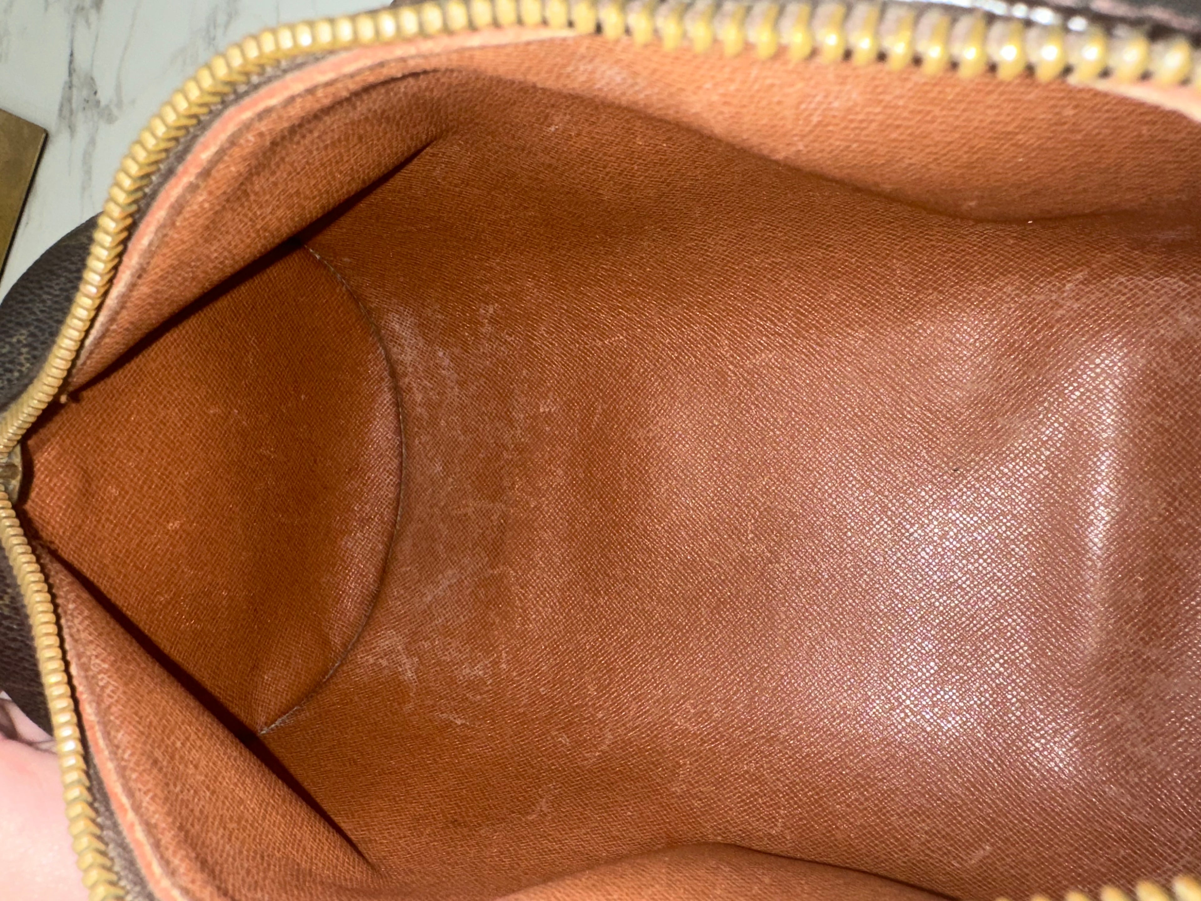 Louis Vuitton Papillon 26