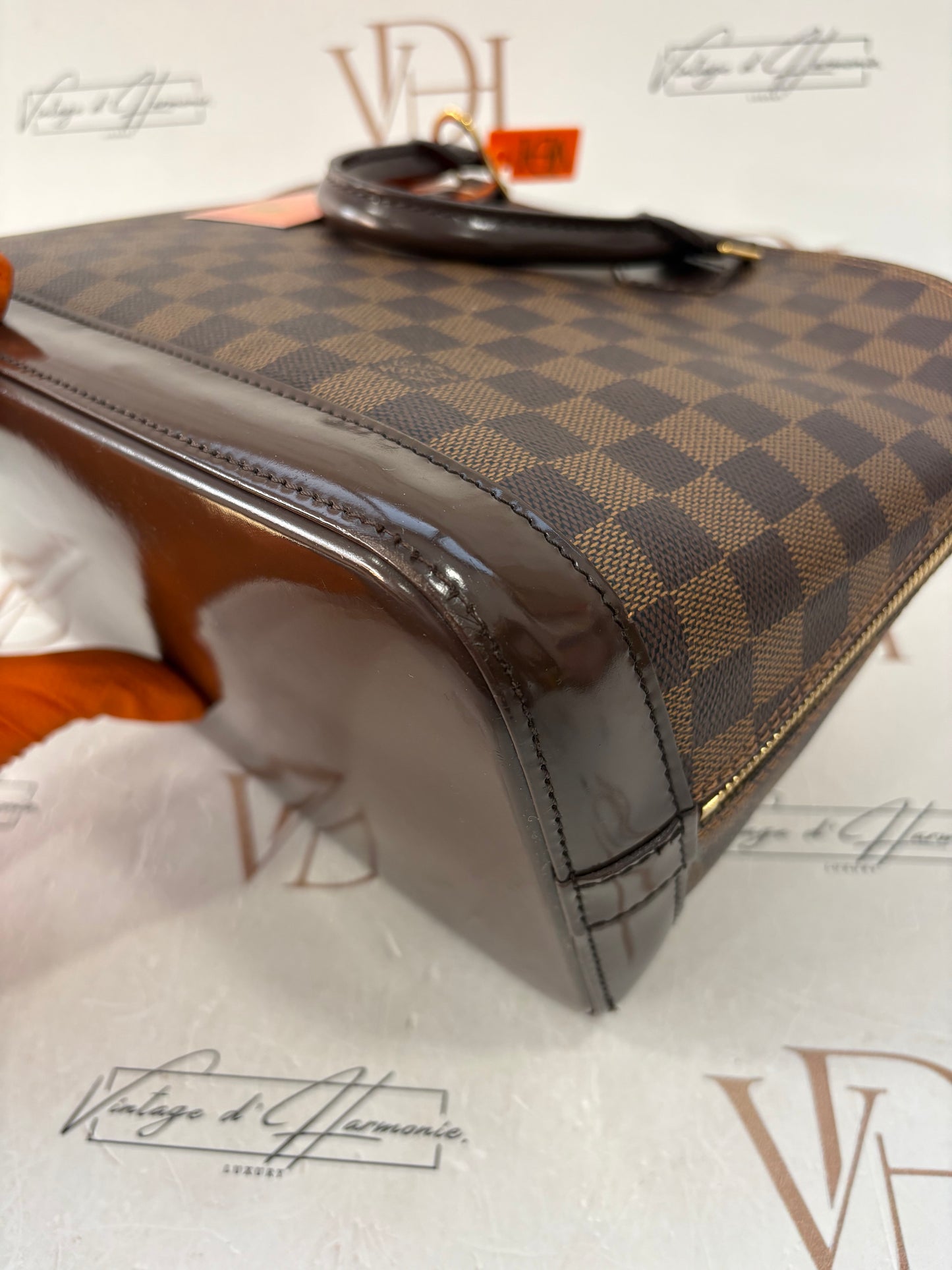 017861 - Louis Vuitton Alma Damier
