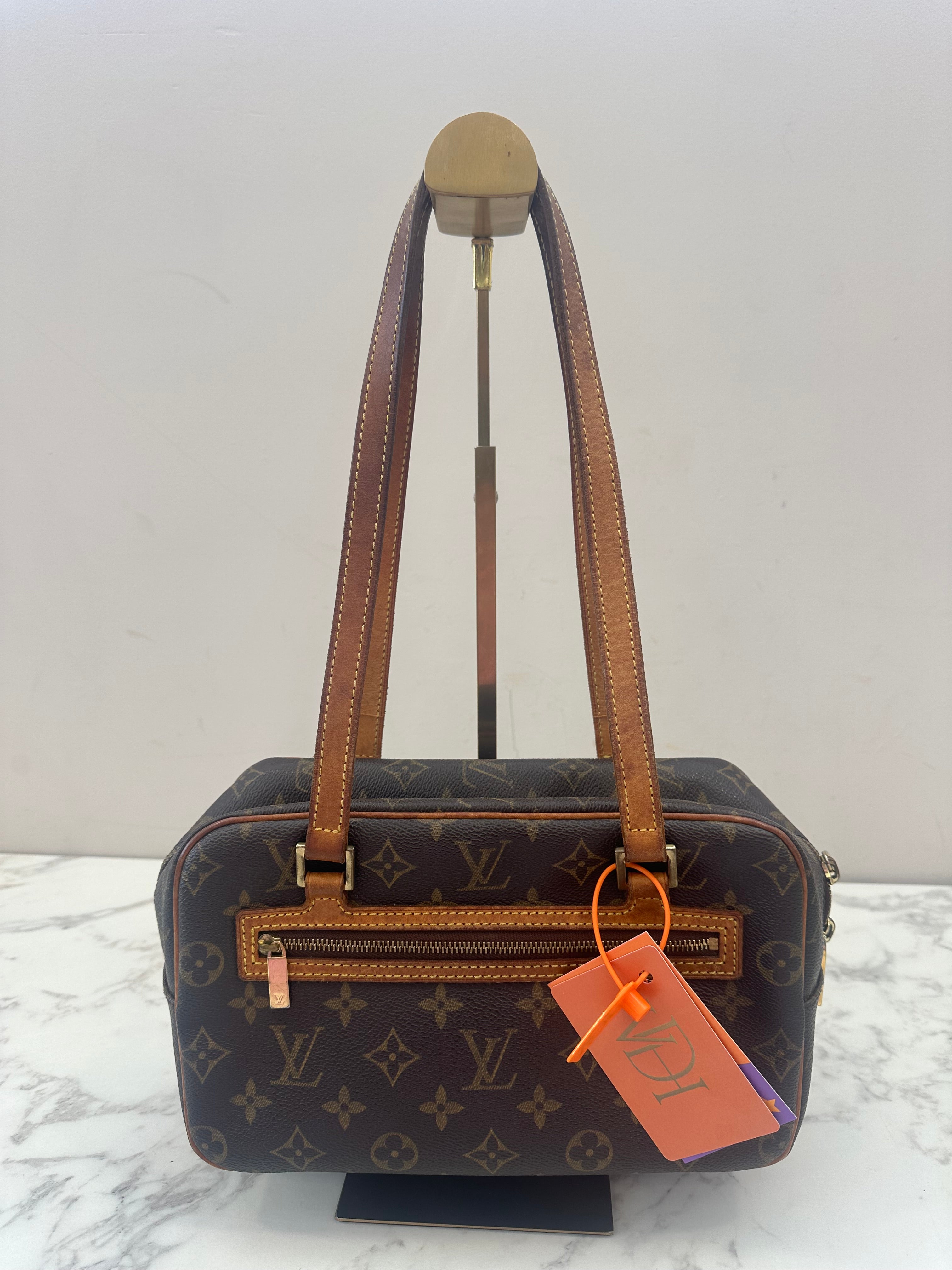 Louis Vuitton Cite MM