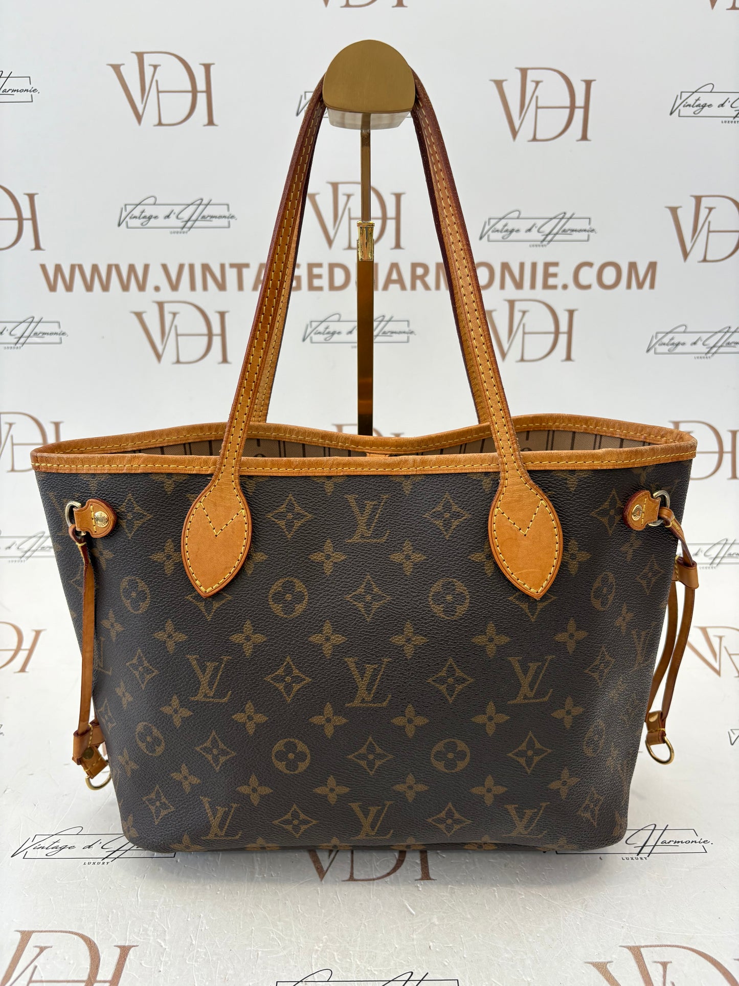 018855 - Louis Vuitton Neverfull PM