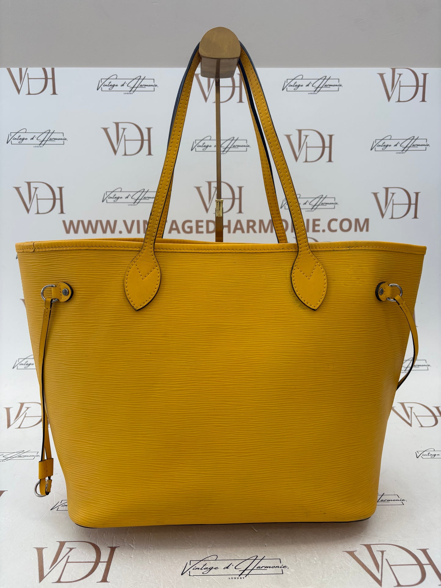 383308 - Louis Vuitton Neverfull
