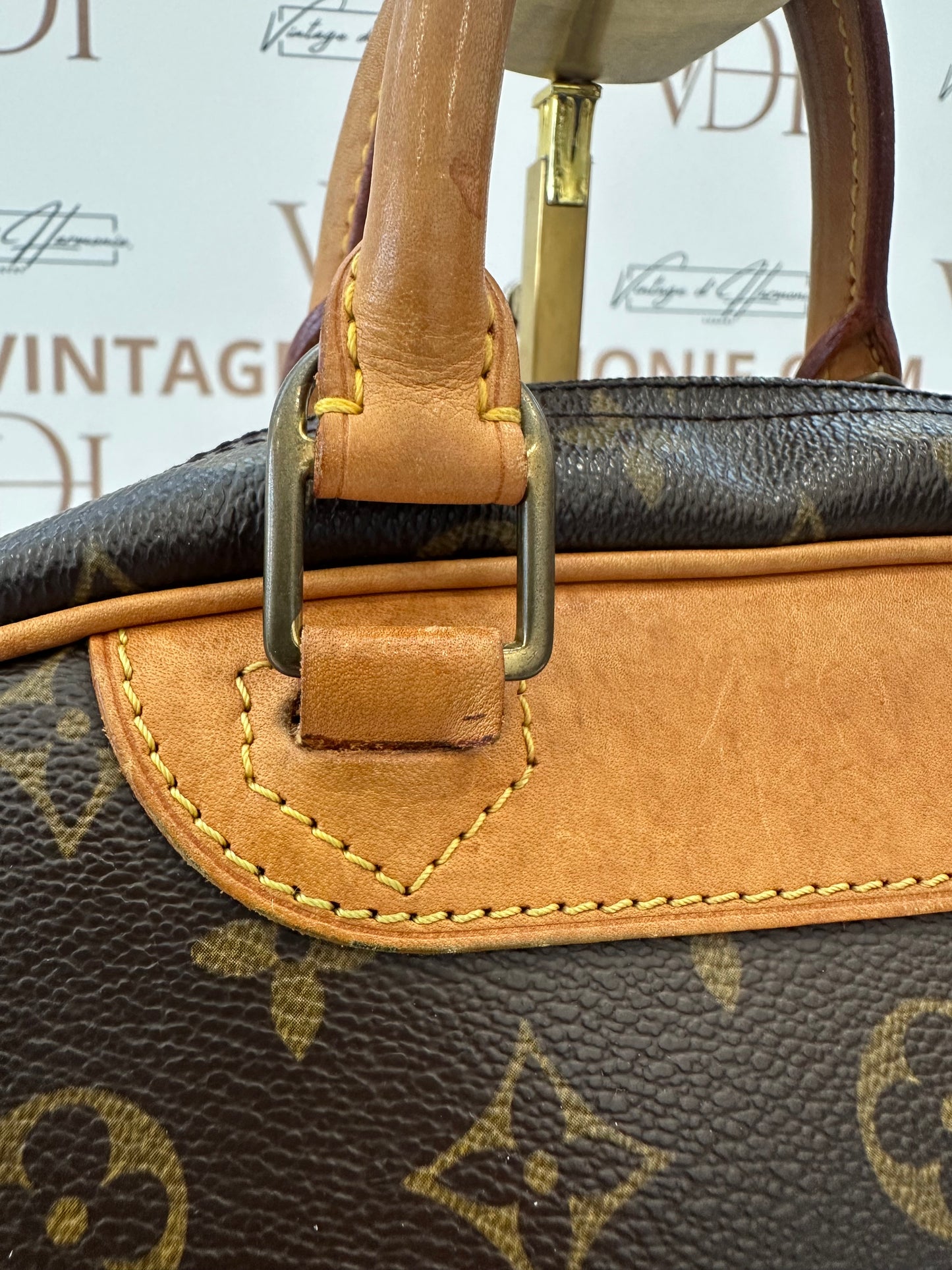 017832 - Louis Vuitton Trouville
