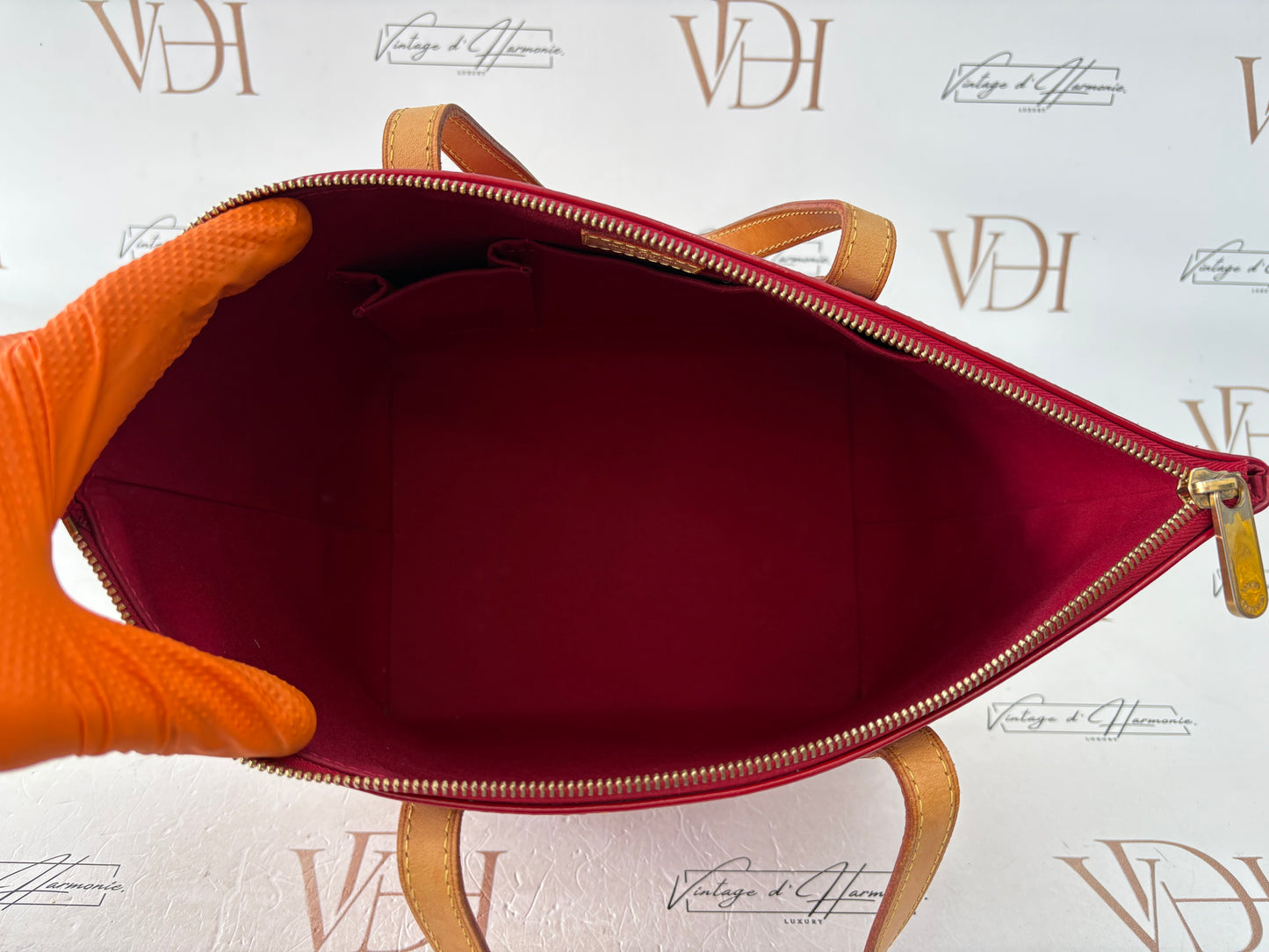 383502 - Louis Vuitton Belevue