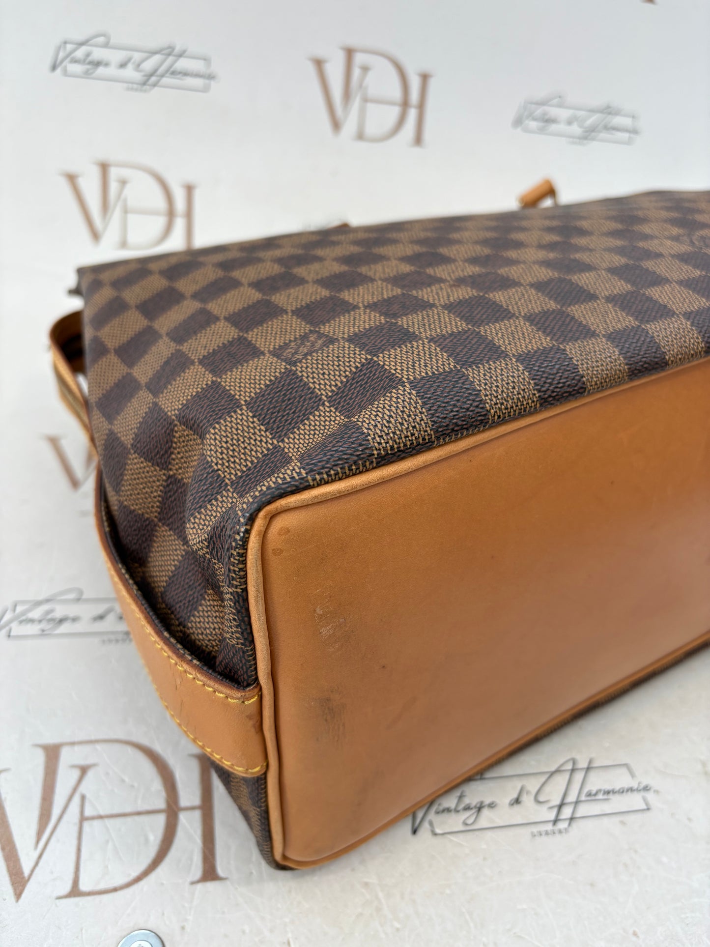 018418 - Louis Vuitton Colombine