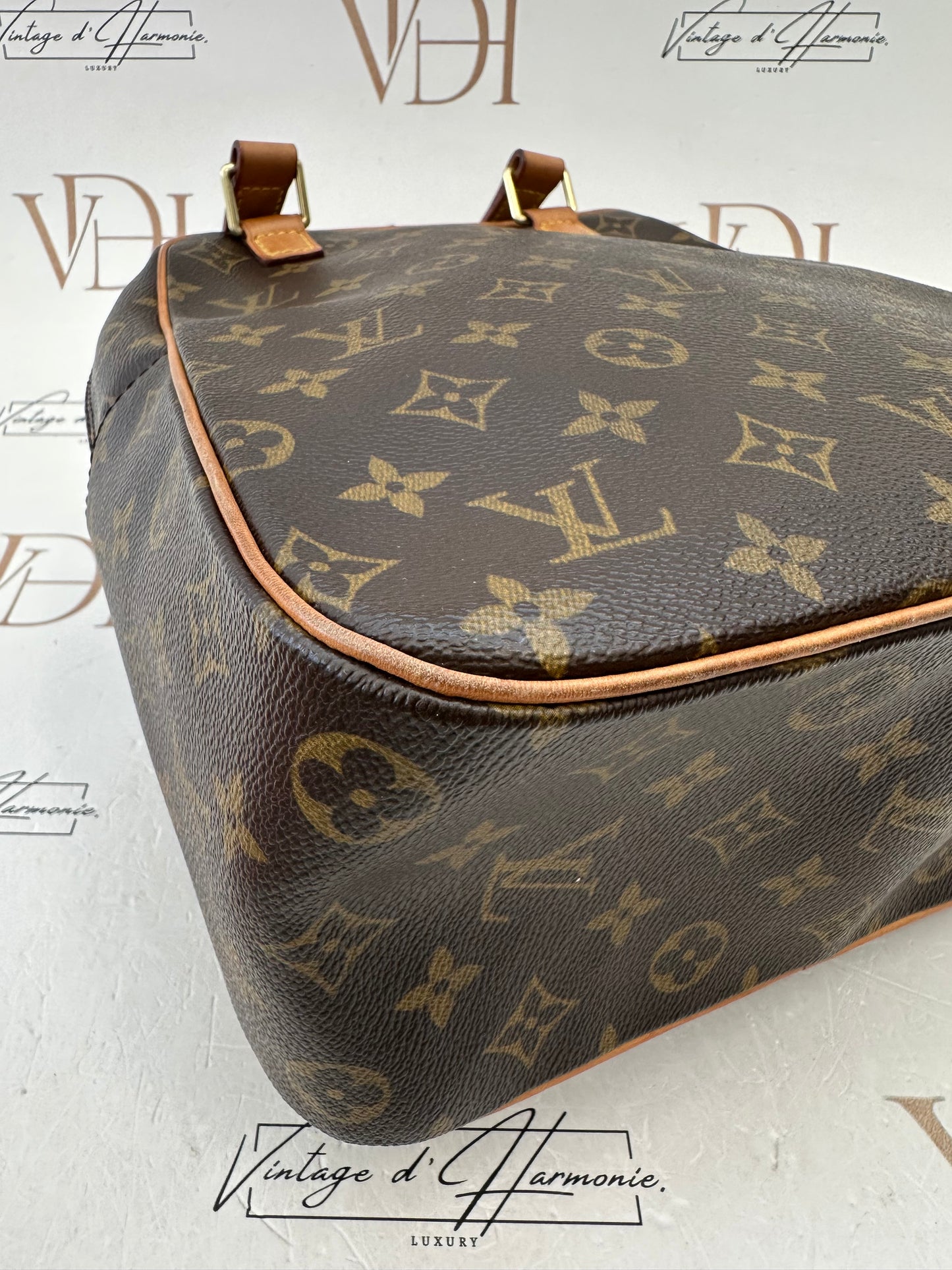 016929 - Louis Vuitton Excentricite