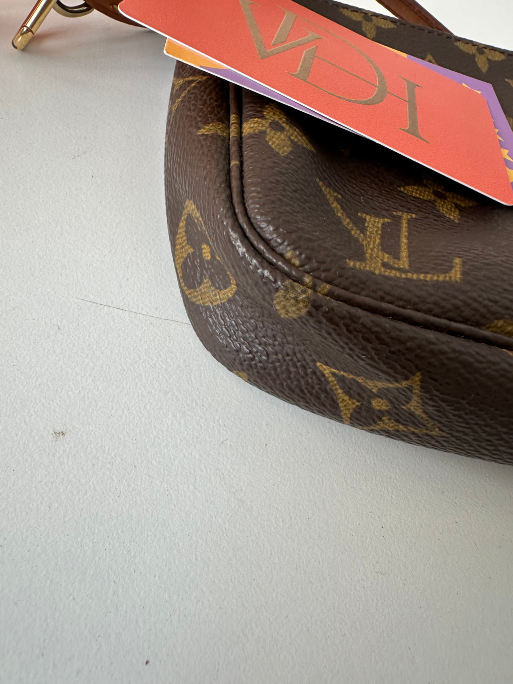 Louis Vuitton Pochette