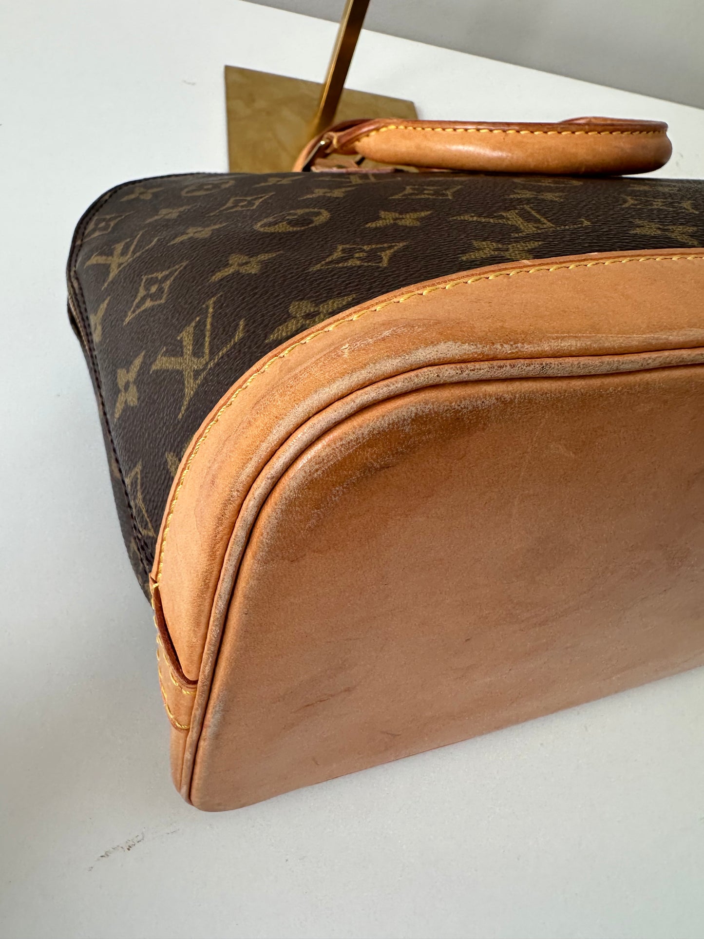 Louis Vuitton Alma