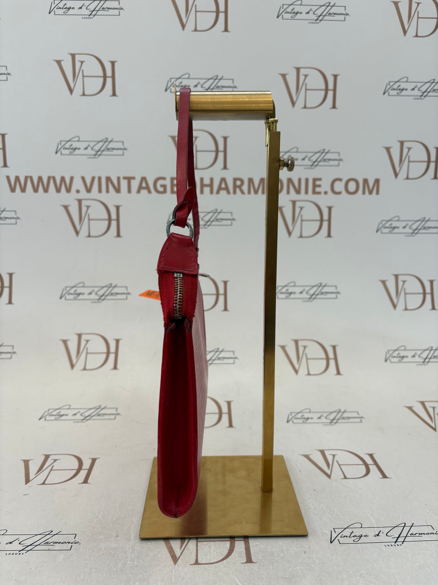 018996 - Louis Vuitton Red Epi Pochette