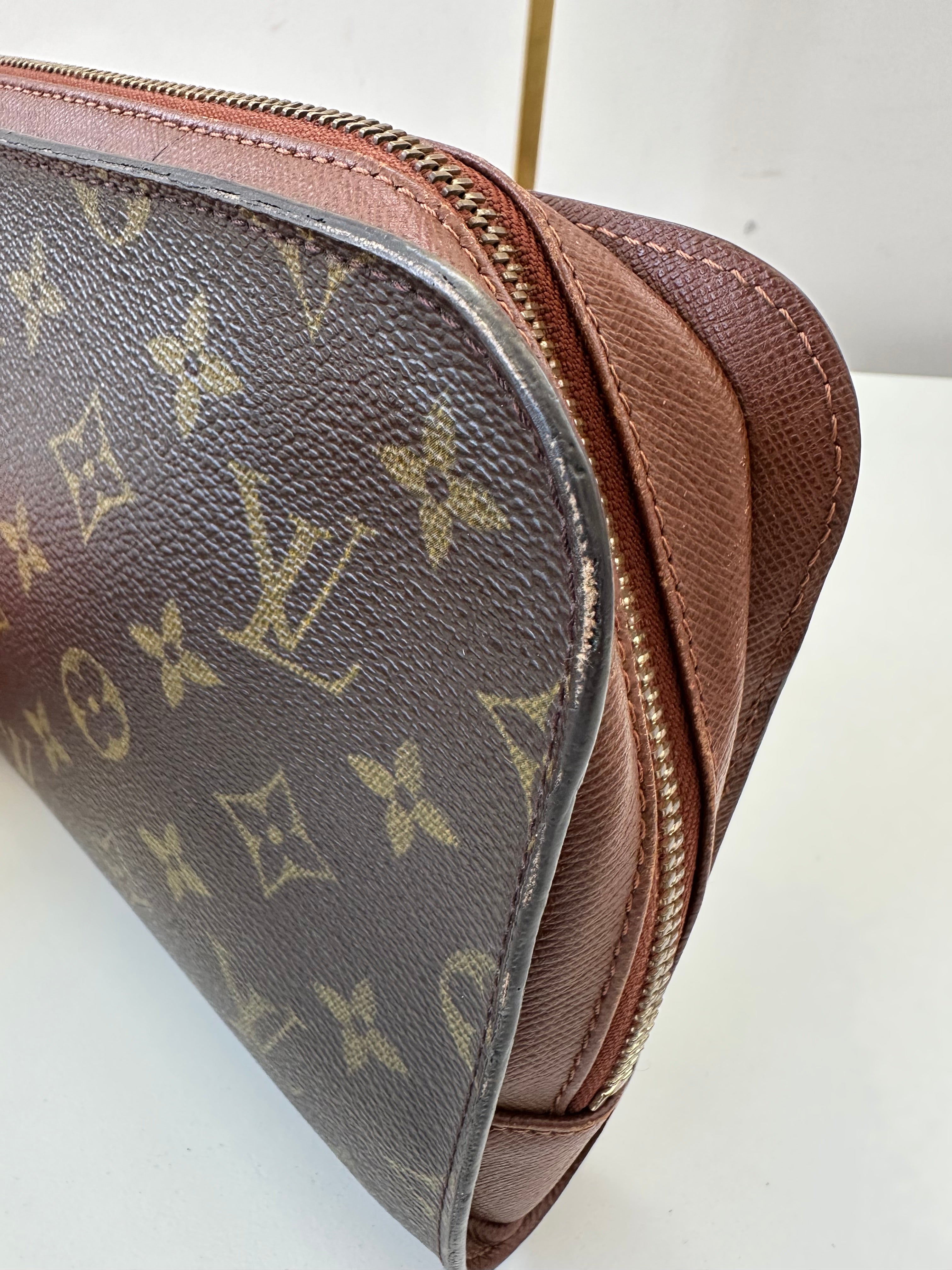 Louis Vuitton Orsay Clutch