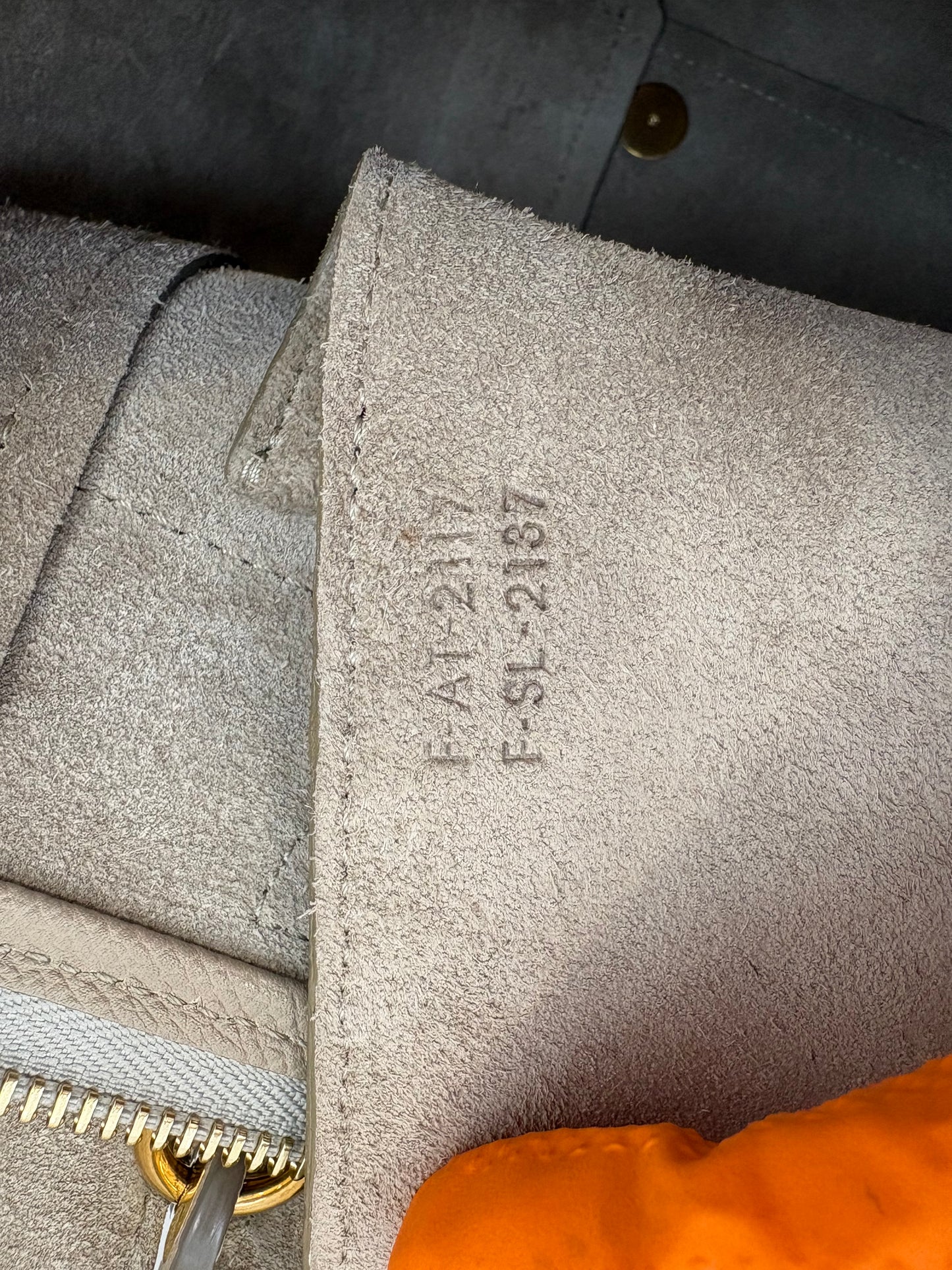 383330 - Céline Belt