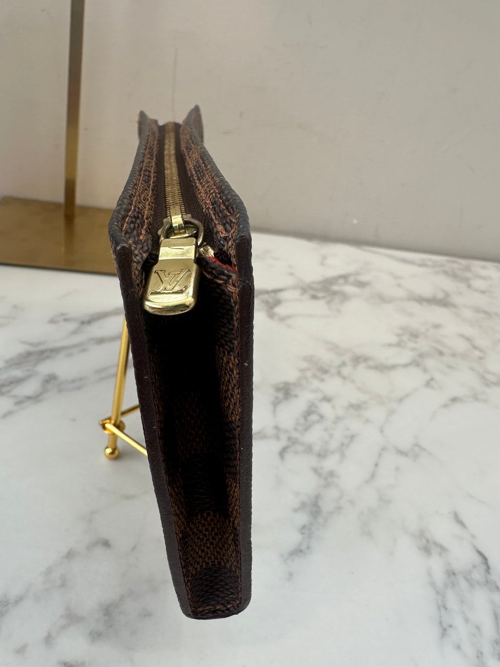 Louis Vuitton Marais Damier Ebene