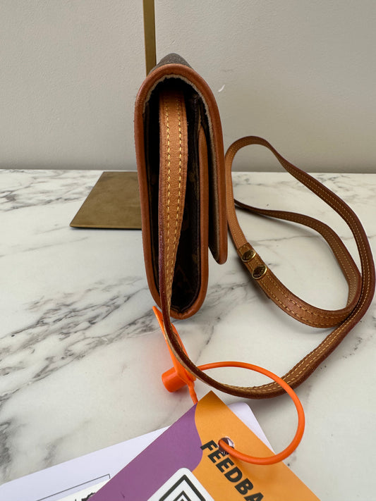 Louis Vuitton Pochette Twin GM