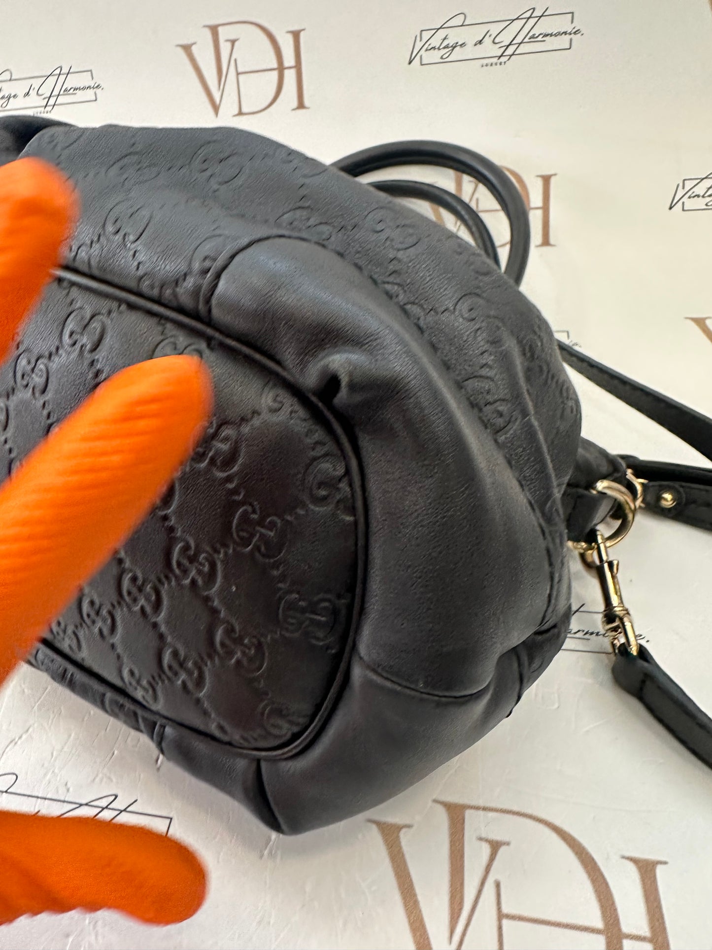 382556 - Gucci Sukey