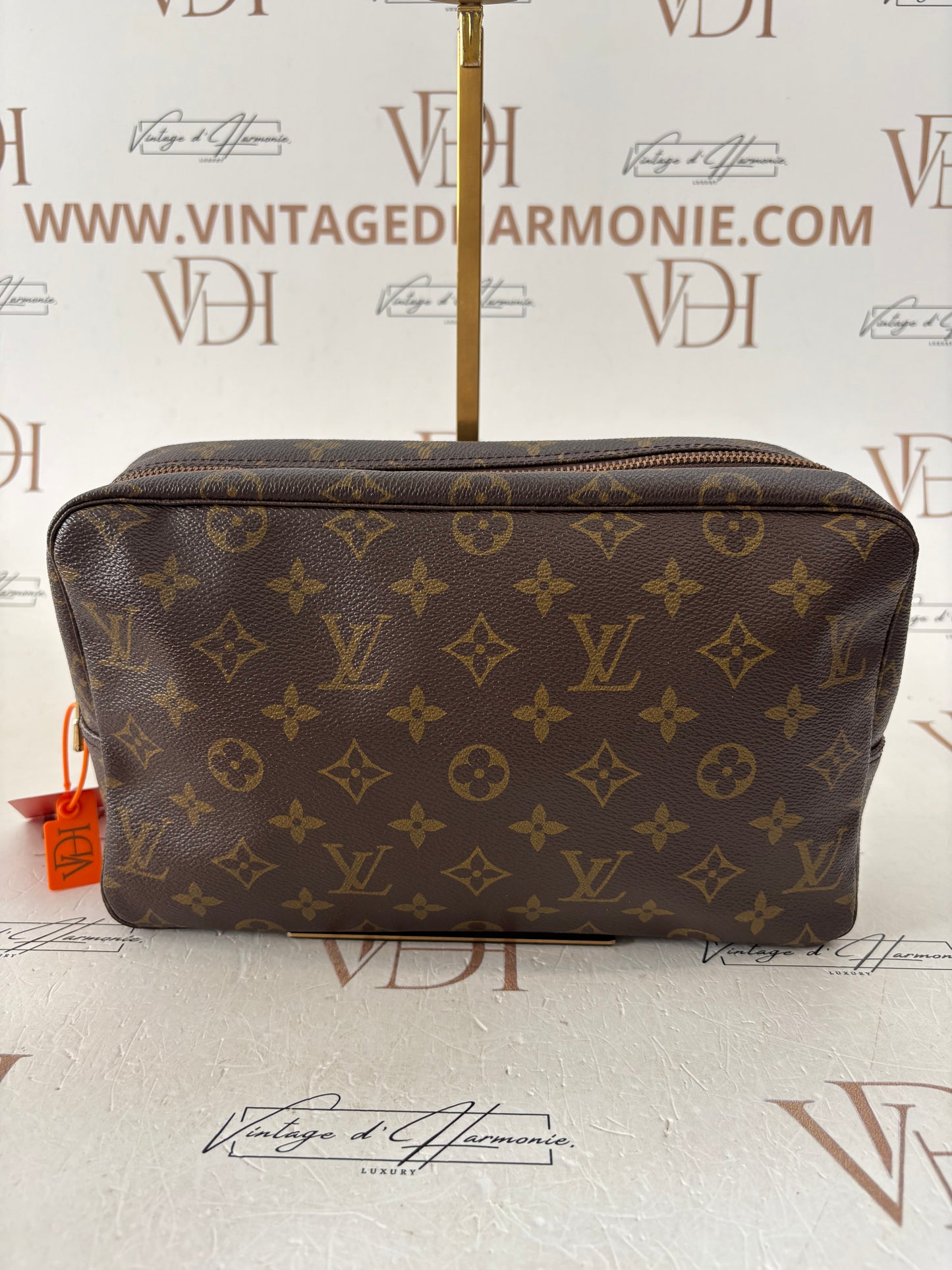 018532 - Louis Vuitton Trousse Toilette 28
