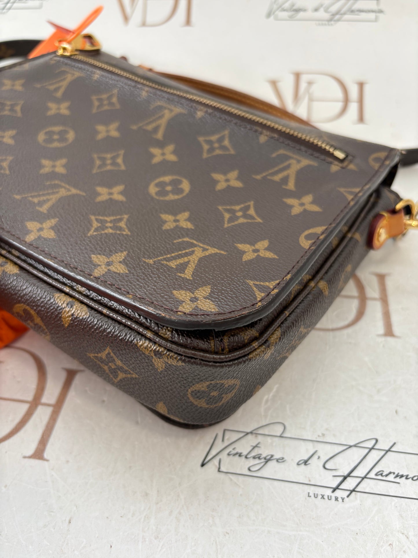 200811 - Metis Louis Vuitton