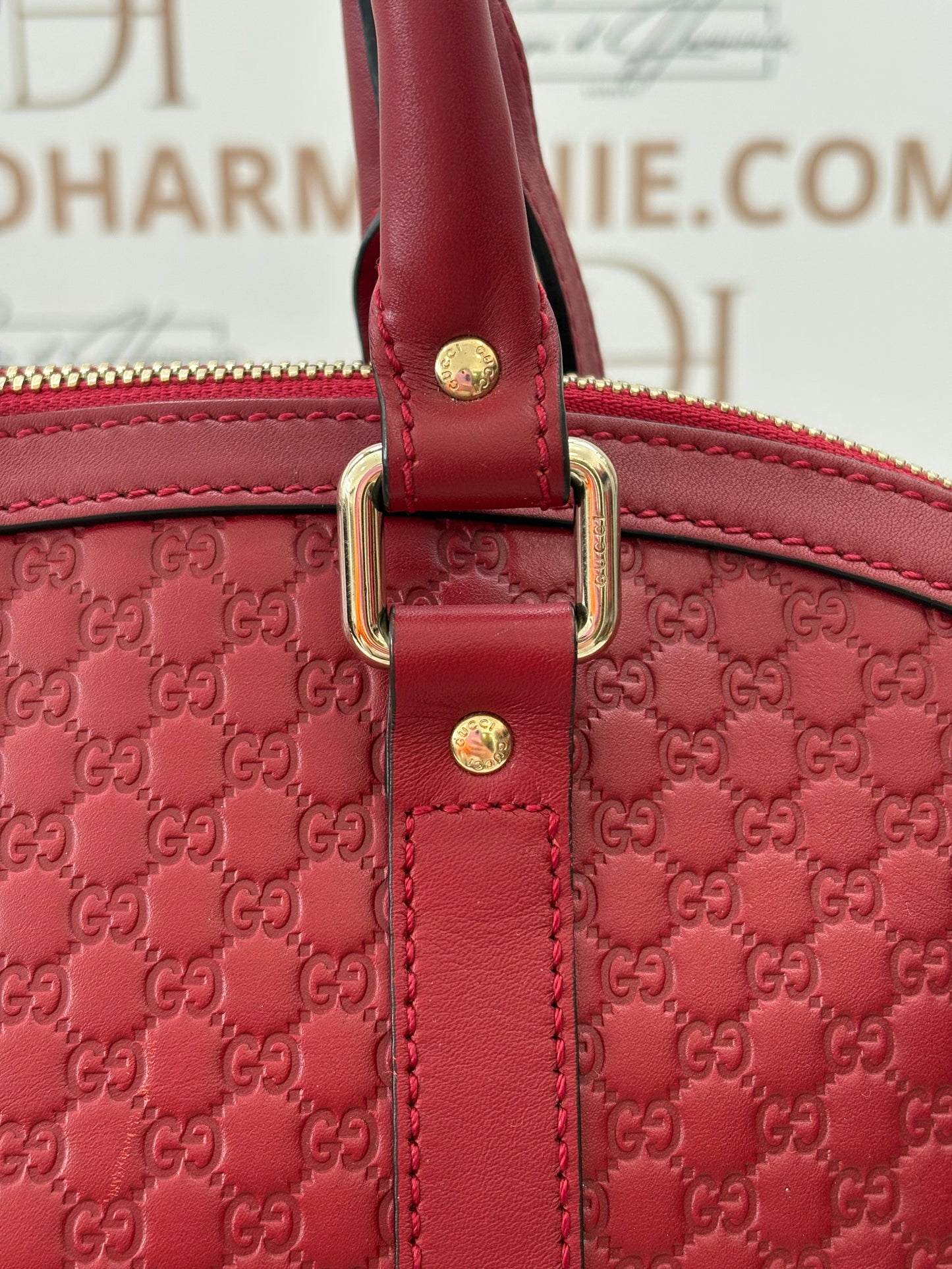 384269 - Gucci
