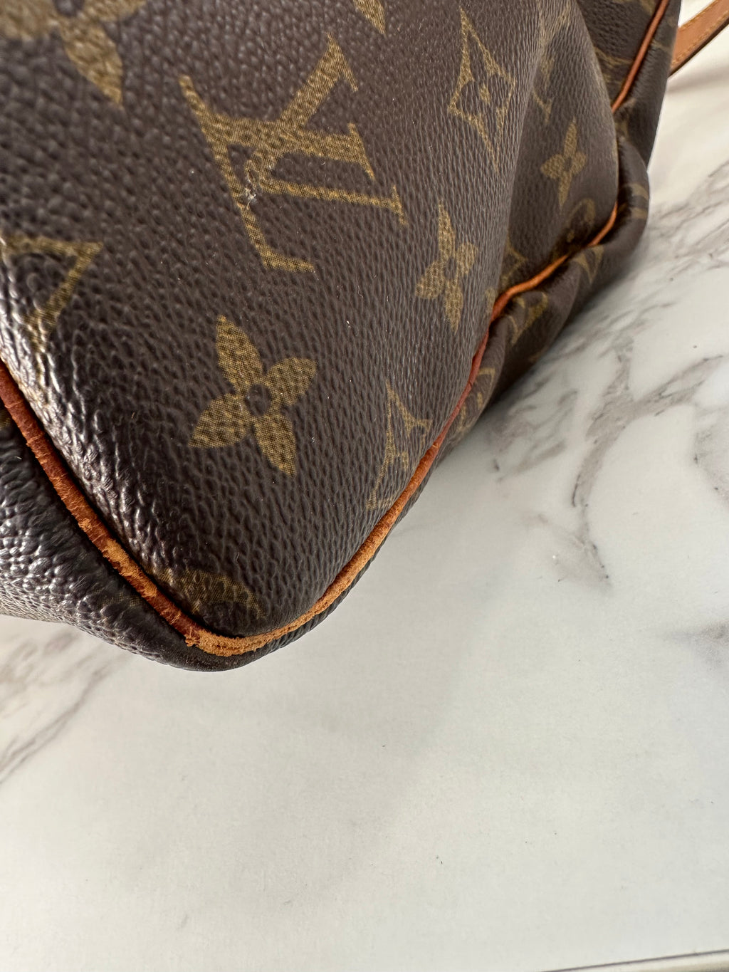 Louis Vuitton Keepall 55 Bandouliere