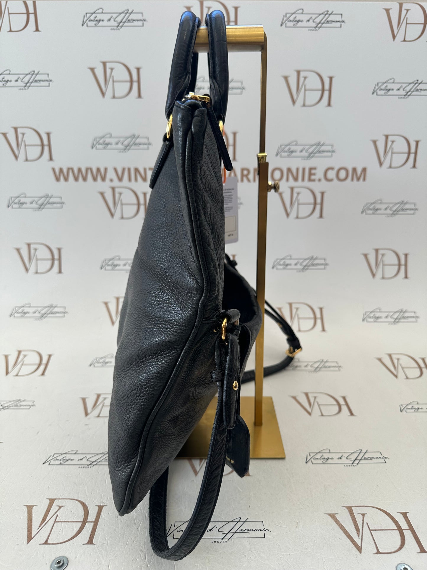 384322 - Miu Miu Black
