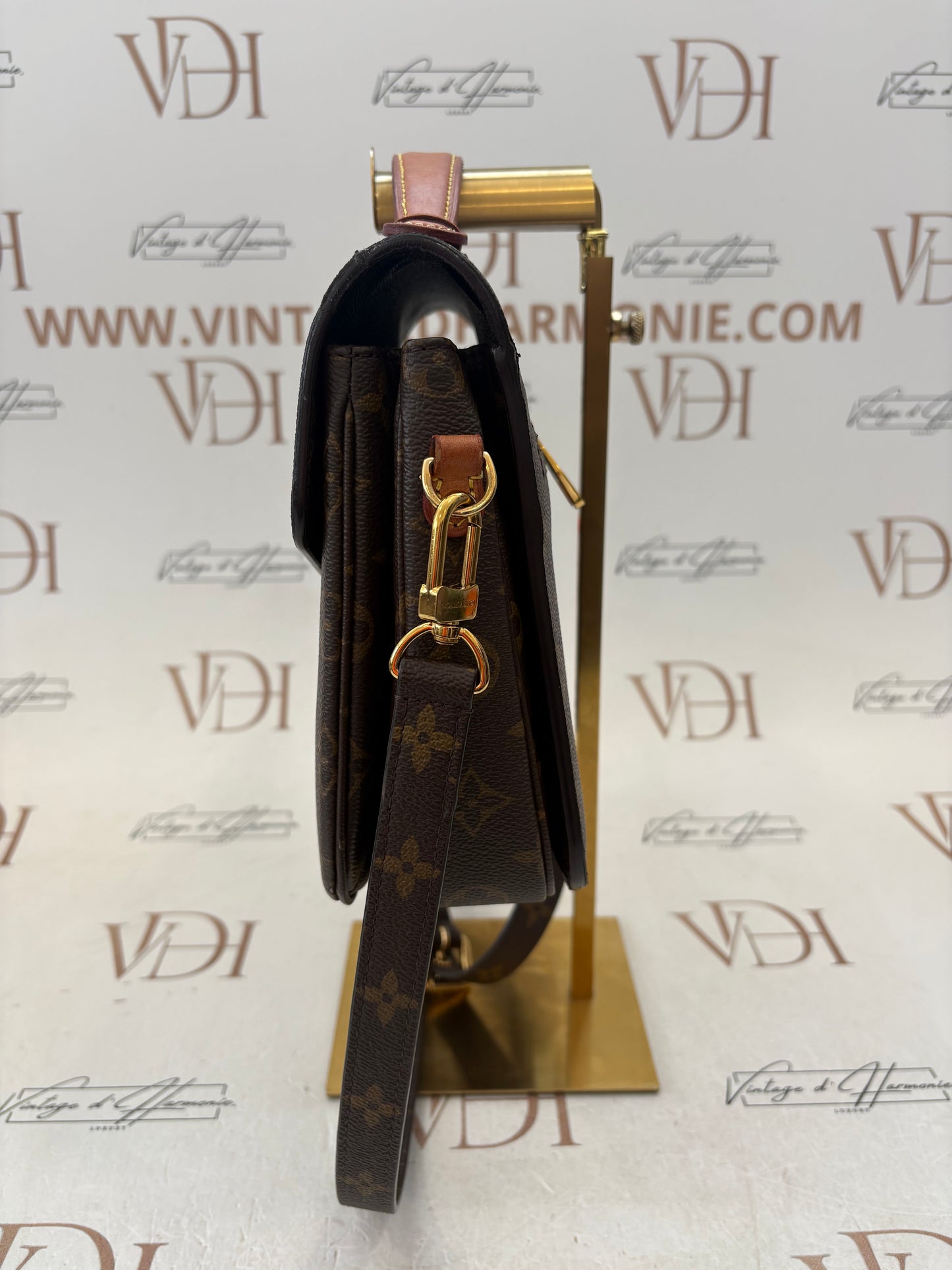 384110 - Louis Vuitton Metis