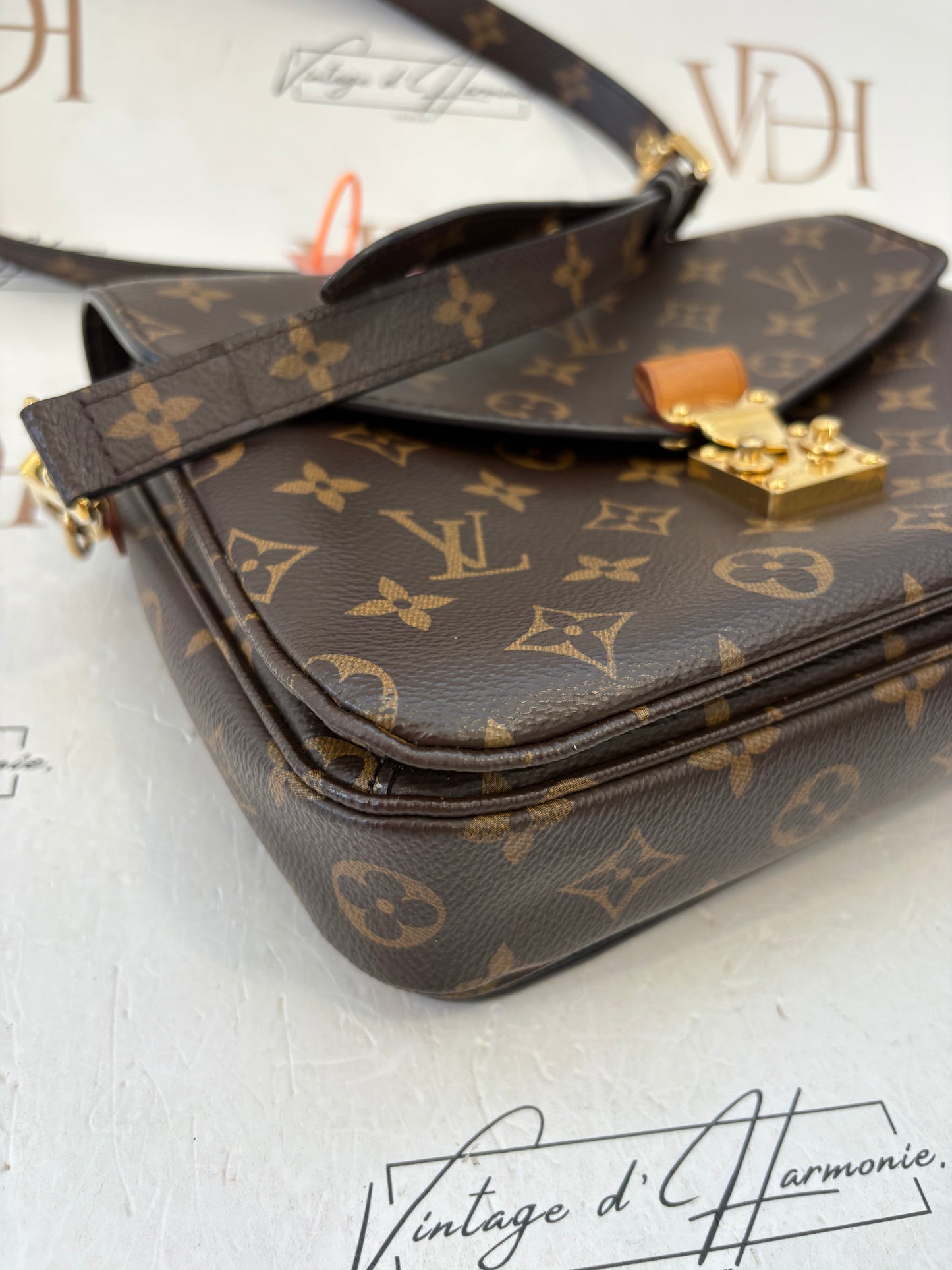 383768 - Louis Vuitton Metis