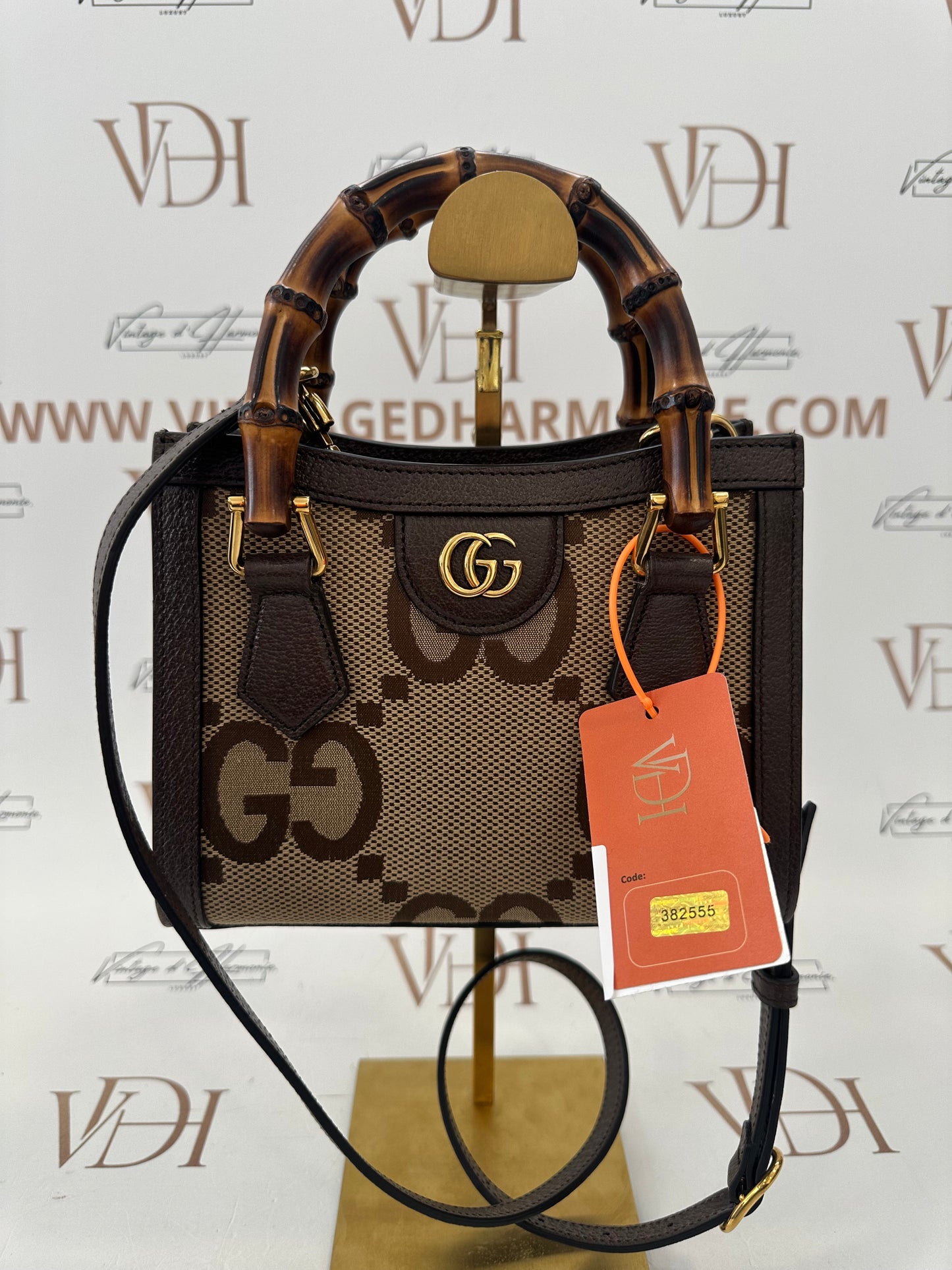 382555 - Gucci Diana