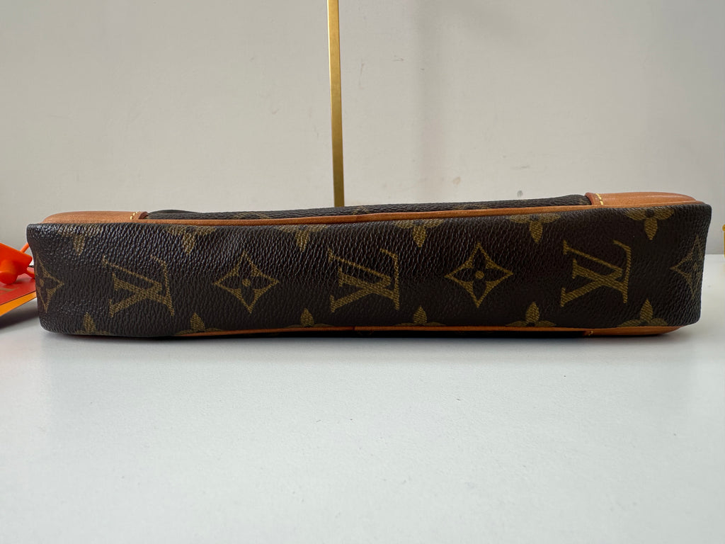 Louis Vuitton Dragonne GM