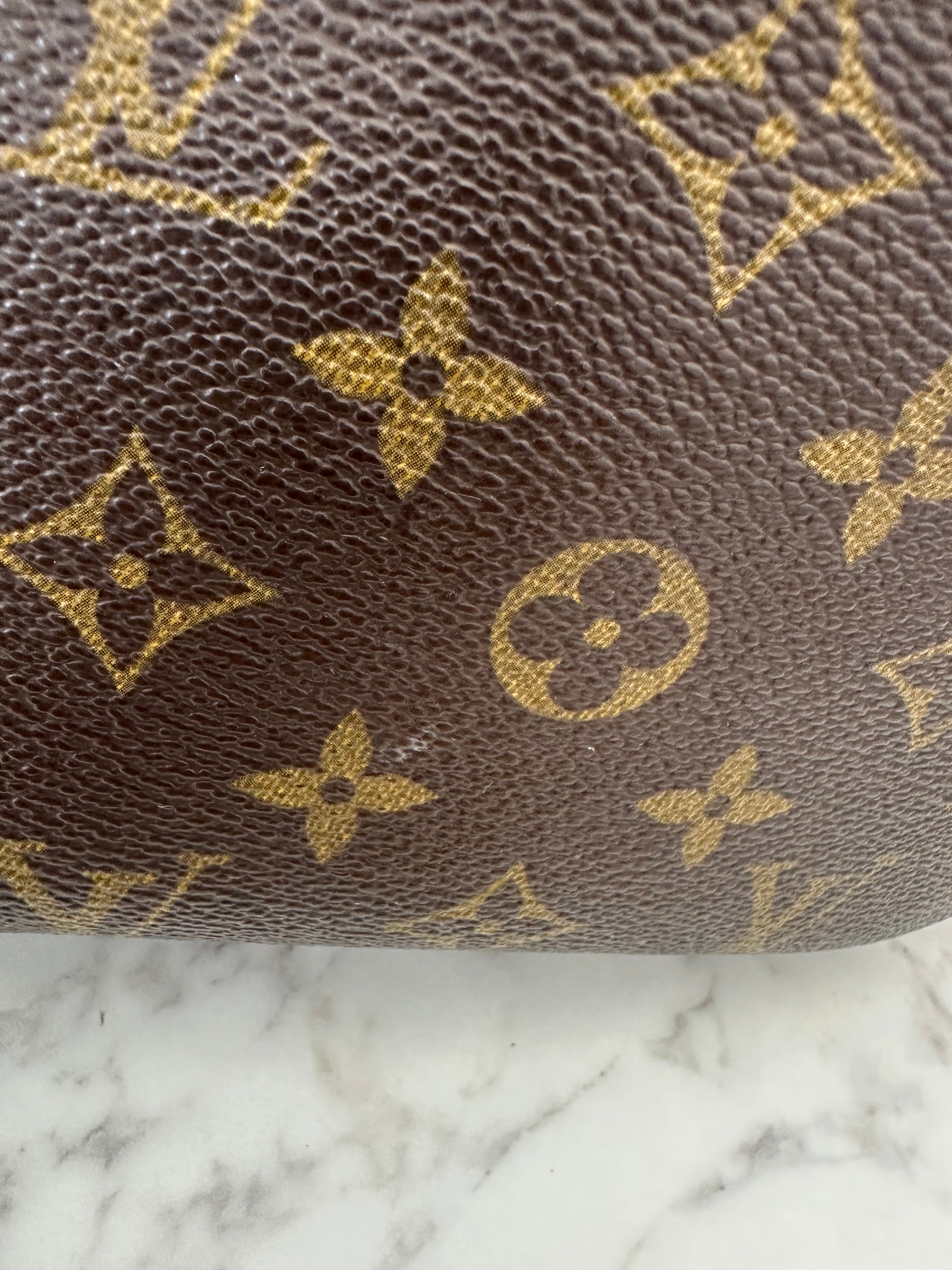 Louis Vuitton Deauville