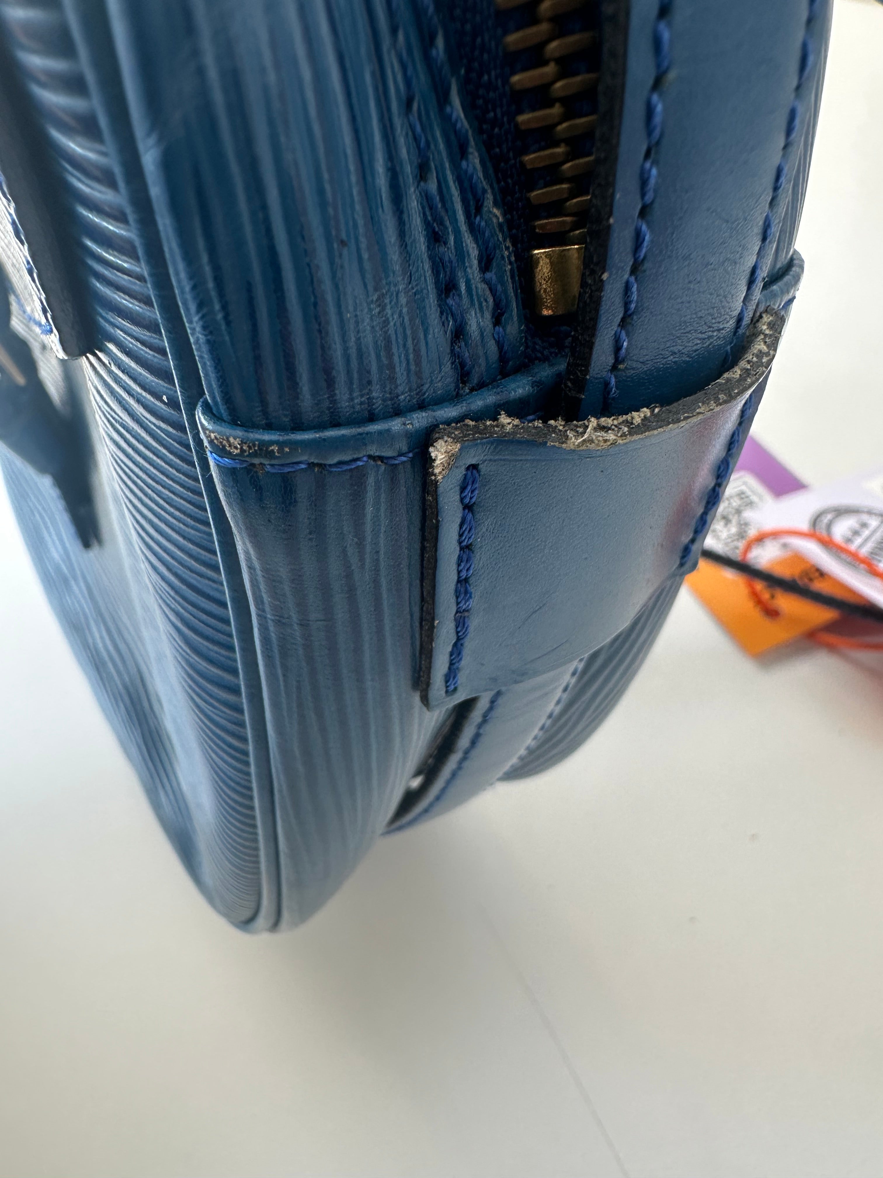 Louis Vuitton Jeune Fille