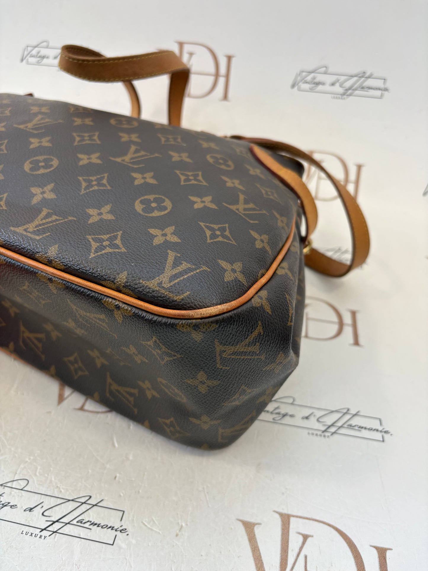 018128 - Louis Vuitton Batignolles Horizontal