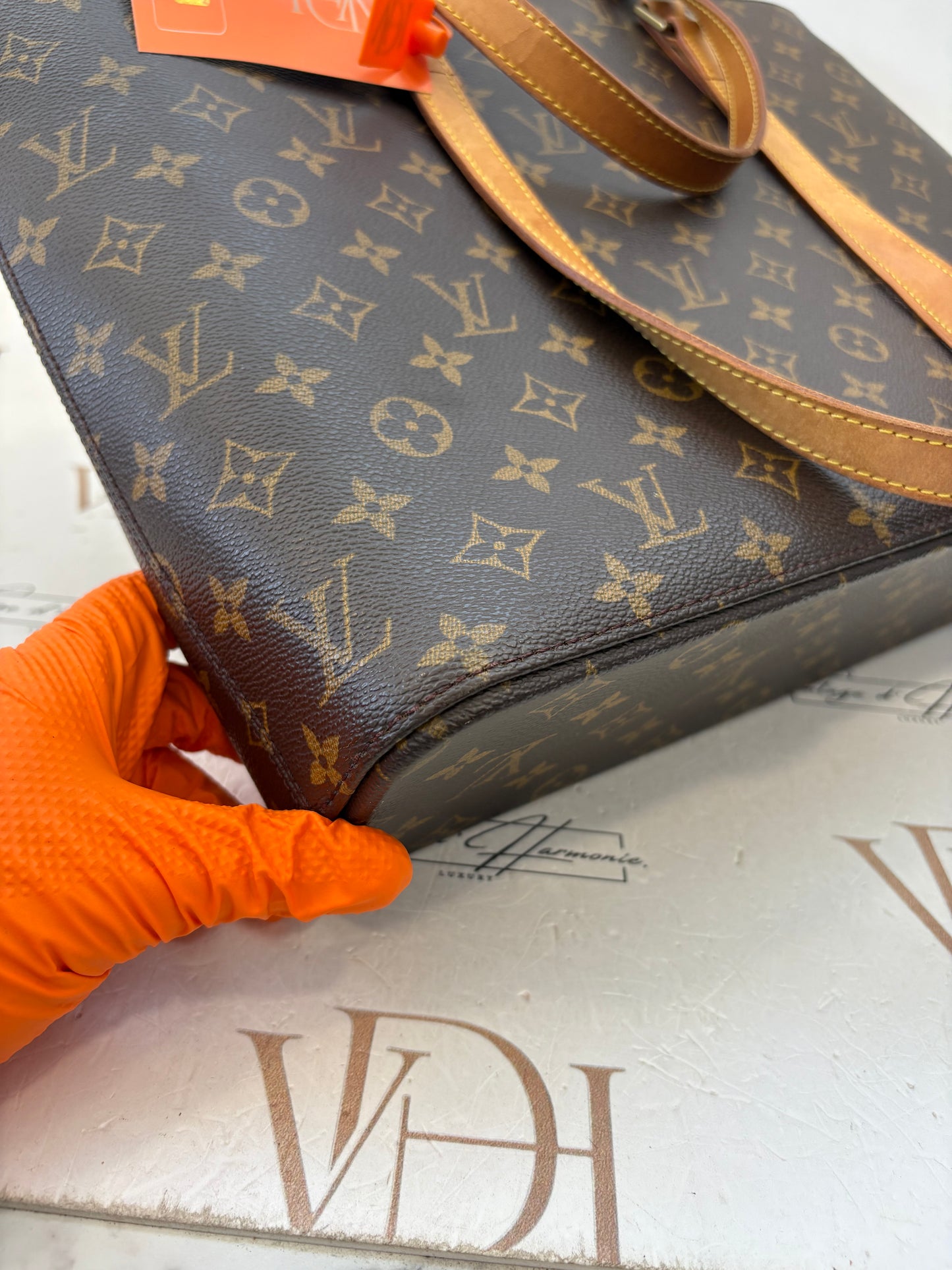 018770 - Louis Vuitton Luco