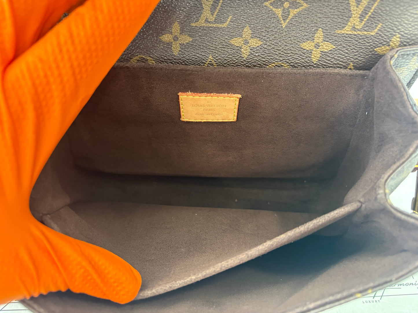 384110 - Louis Vuitton Metis