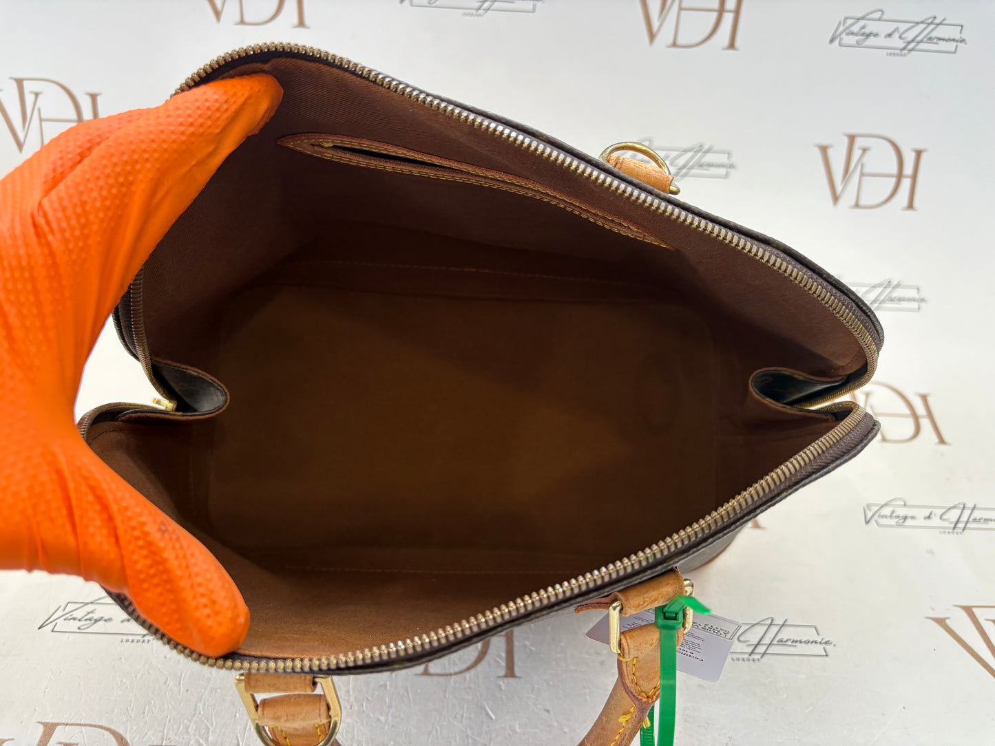 017105 - Louis Vuitton Alma