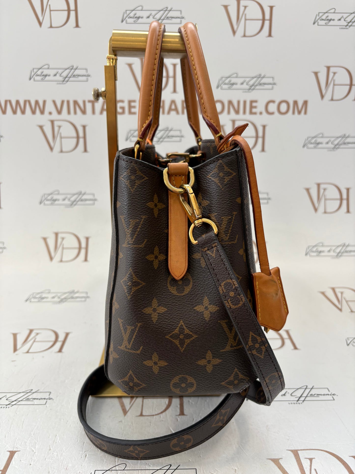 384111 - Louis Vuitton Montaigne BB