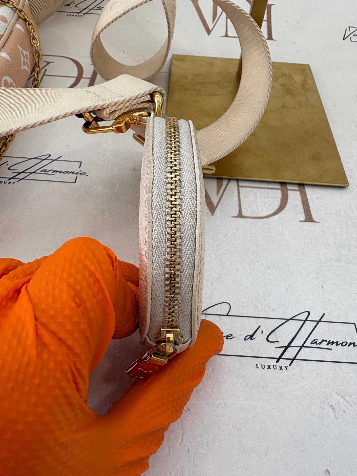 383306 - Louis Vuitton MultiPoschette