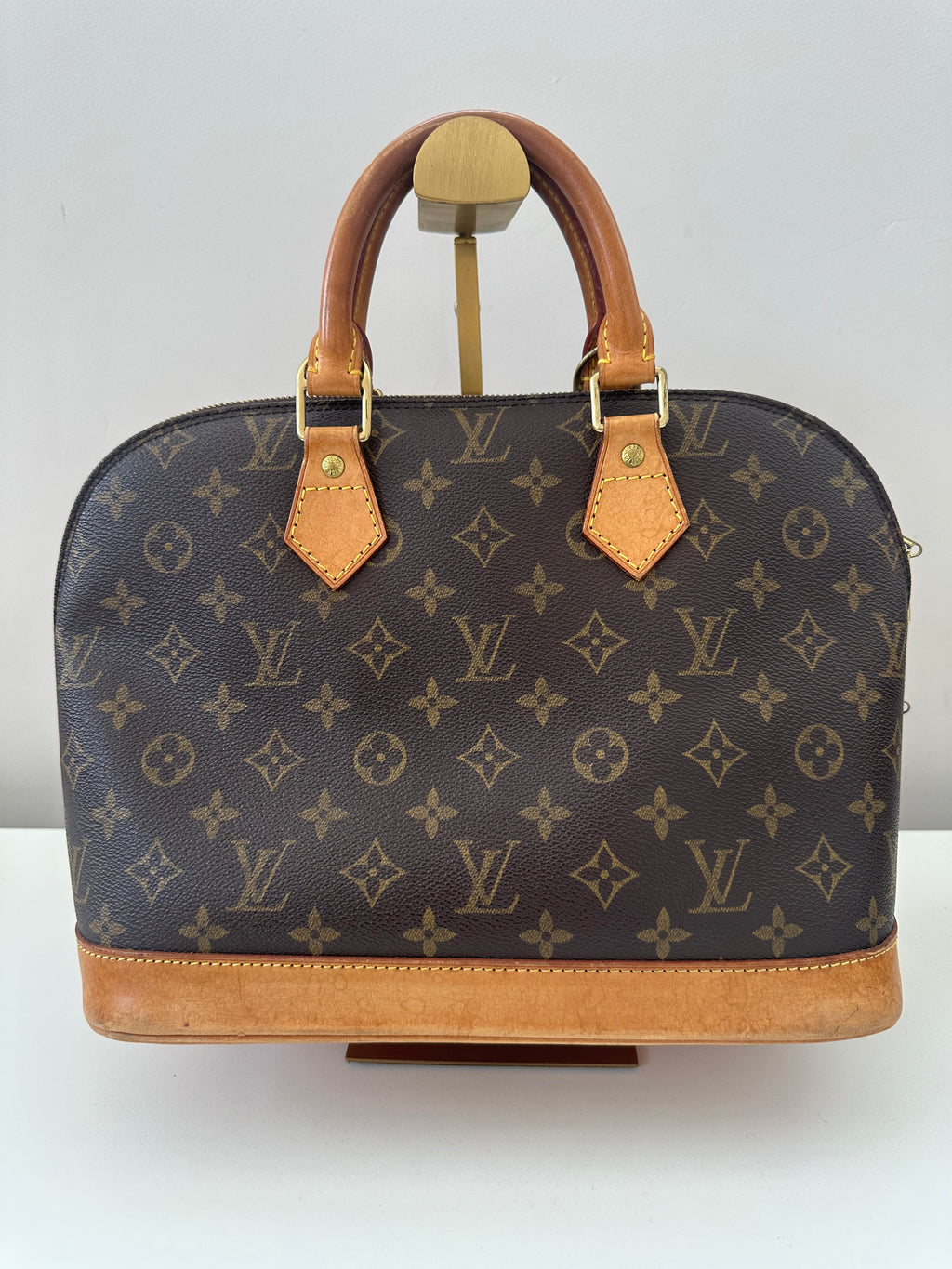 Louis Vuitton Alma