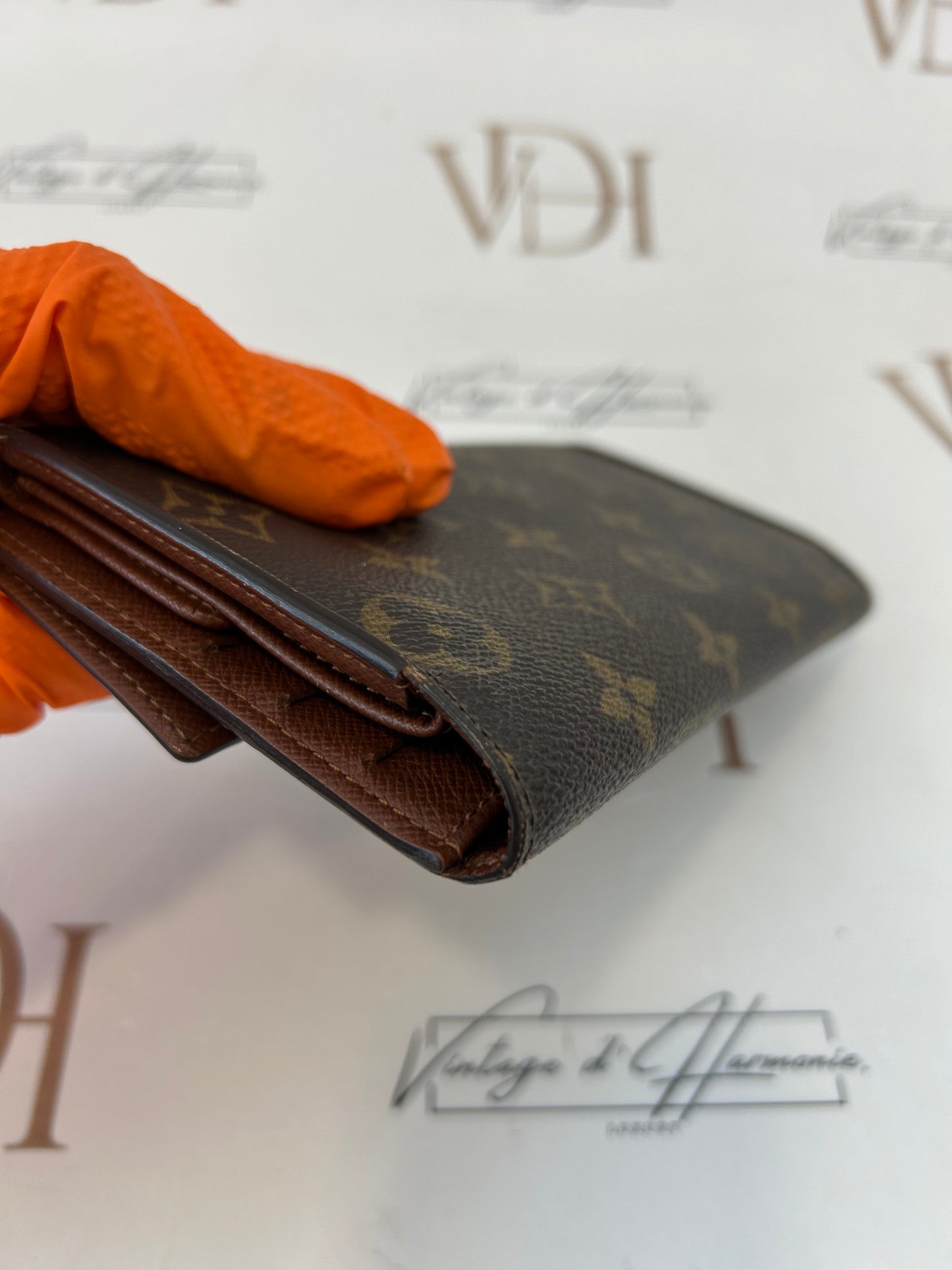 LV Wallet 017337