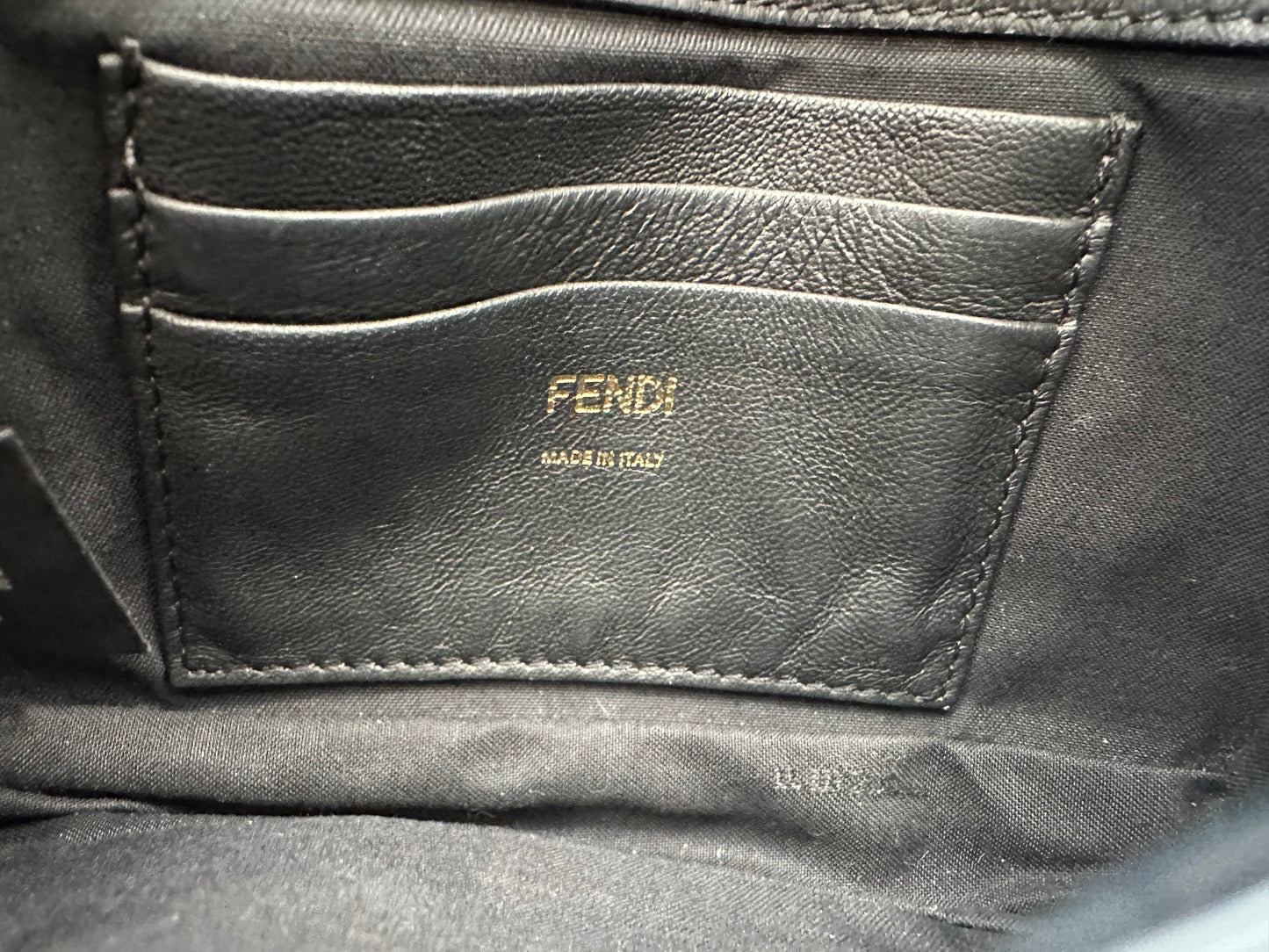 382666 - Fendi Baguette