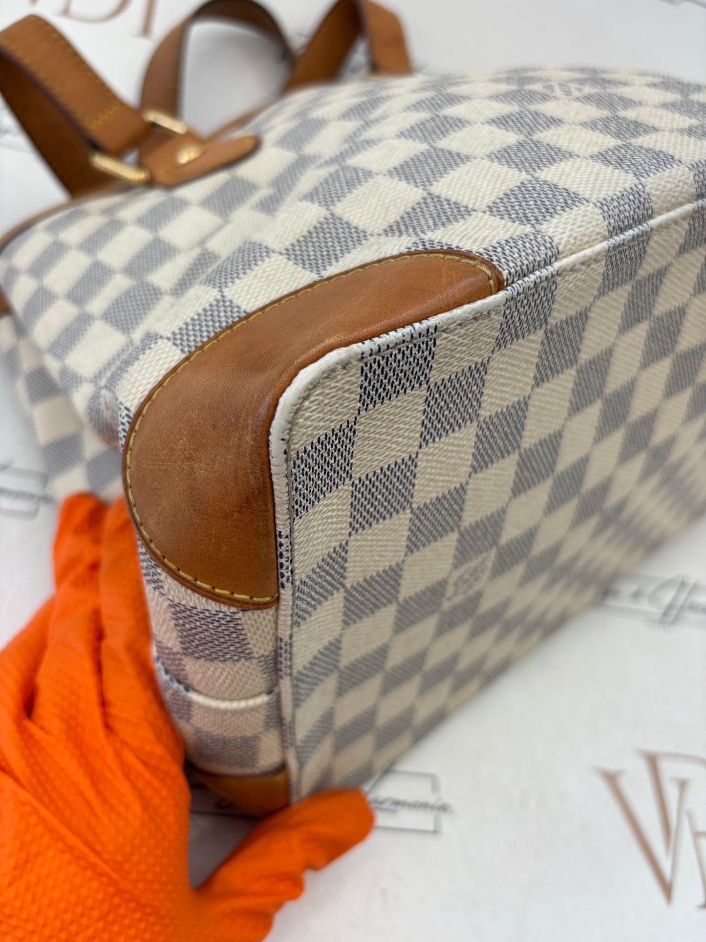 383565 - Louis Vuitton Hampstead