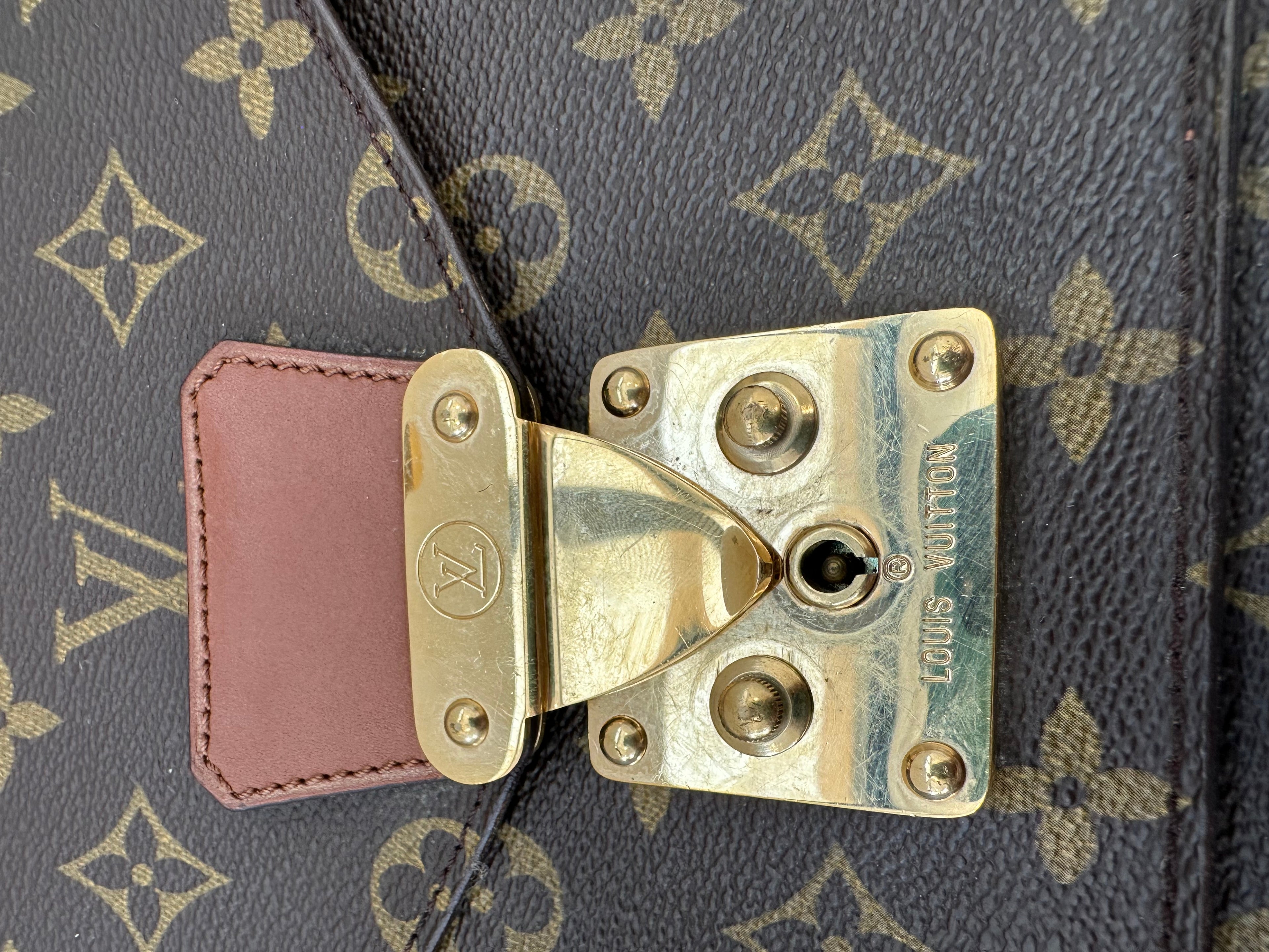 Louis Vuitton Monceau 28