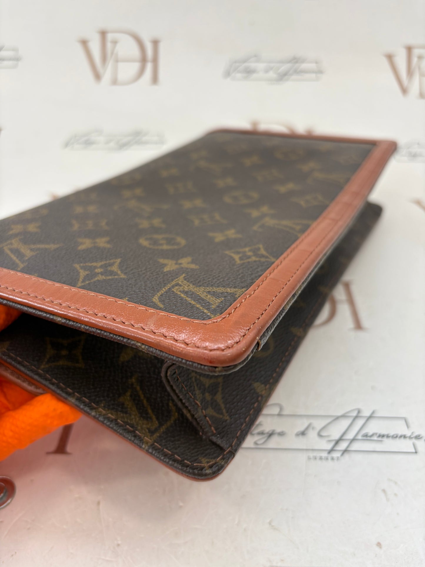018068 - Louis Vuitton Pochette Dam GM