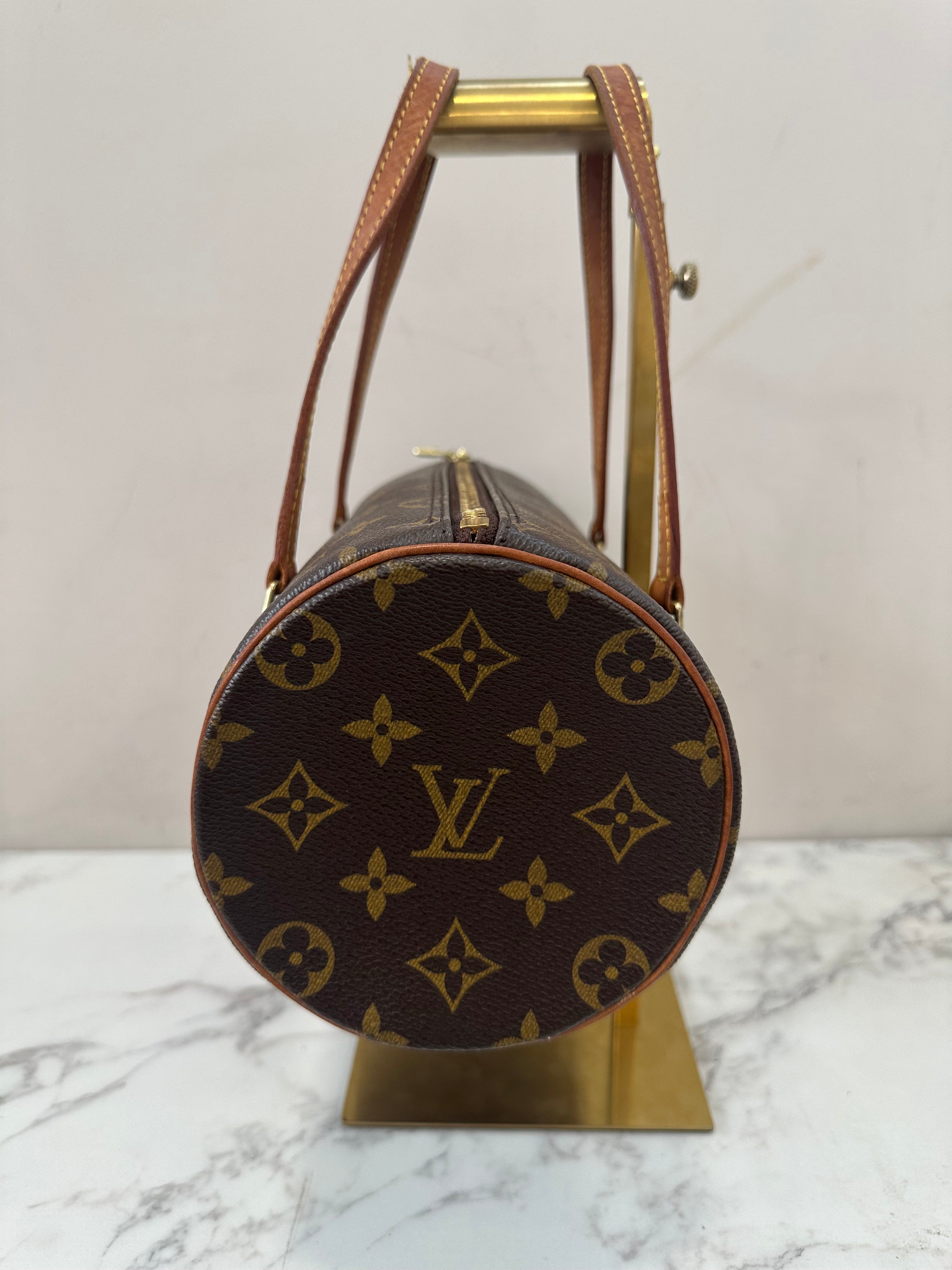 Louis Vuitton Papillon 26