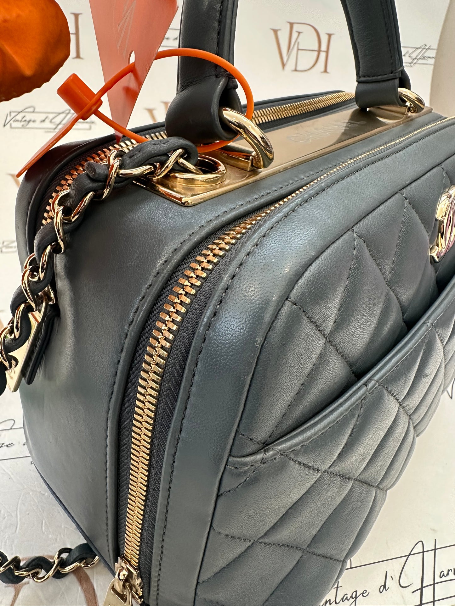 017899 - Chanel Gray Lambskin Trendy CC
