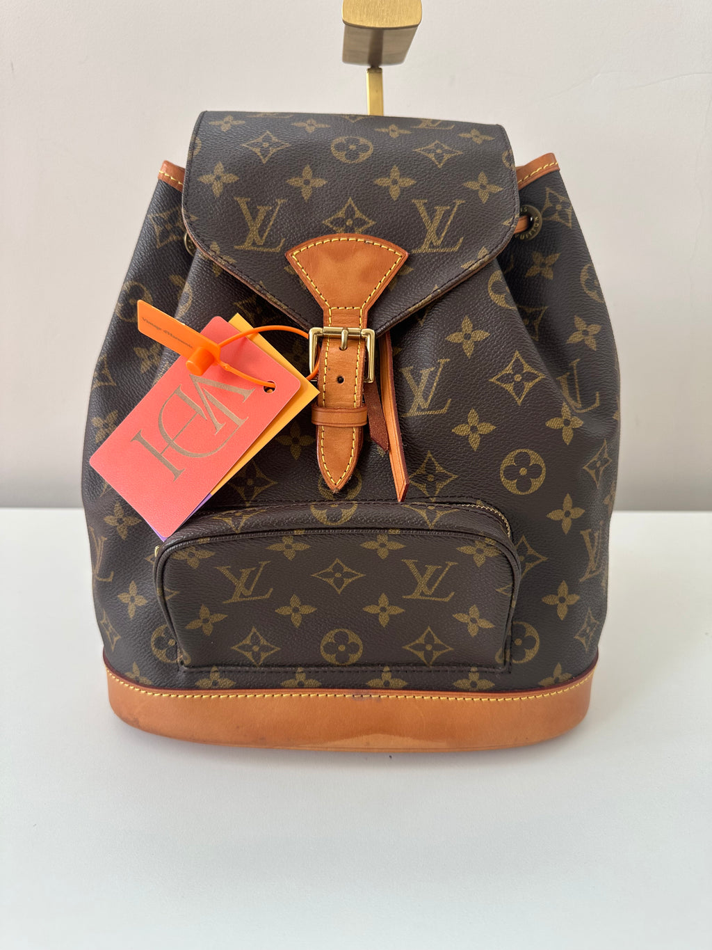 Louis Vuitton Montsouris MM