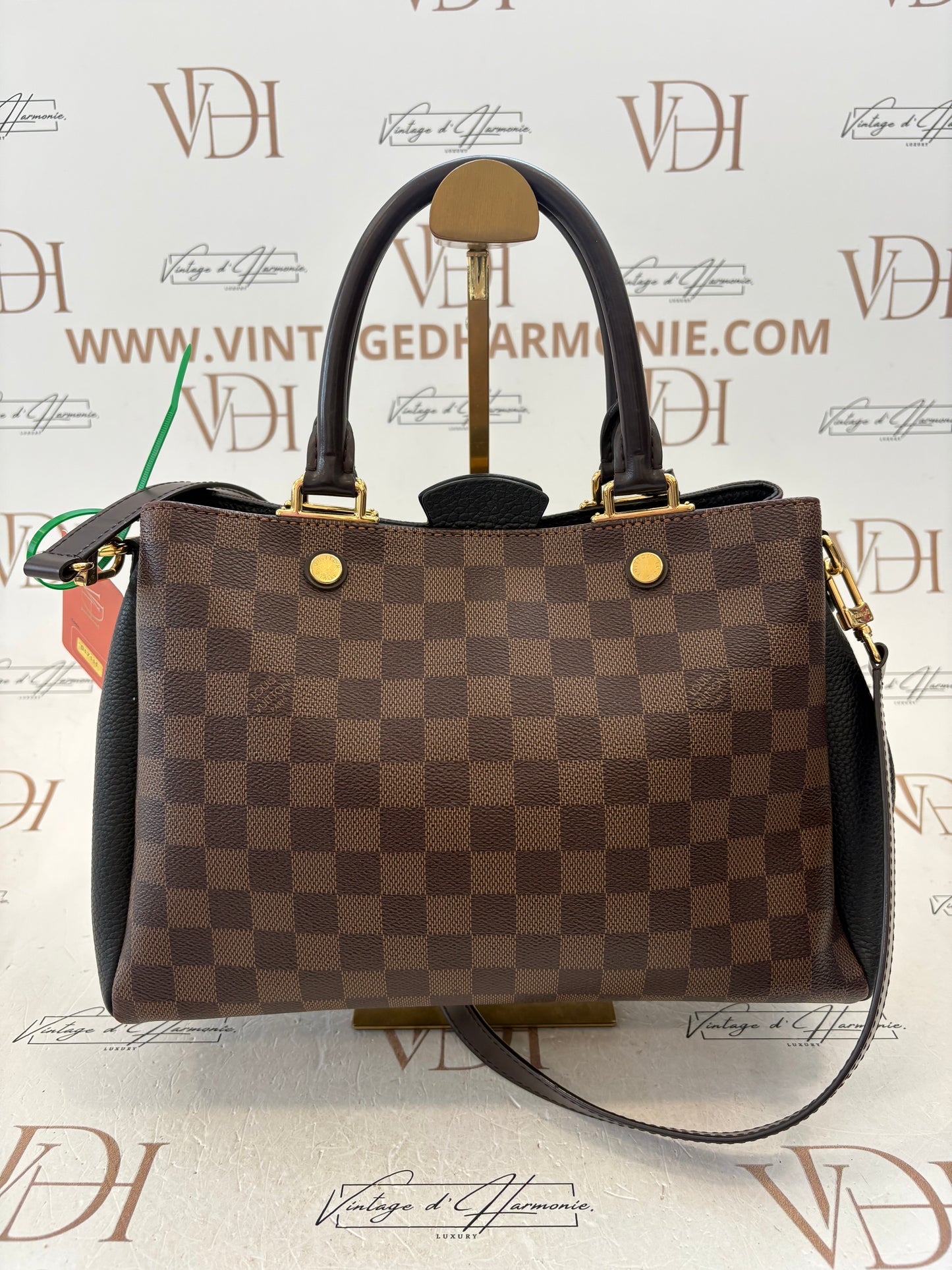 017111 - Louis Vuitton Brittany