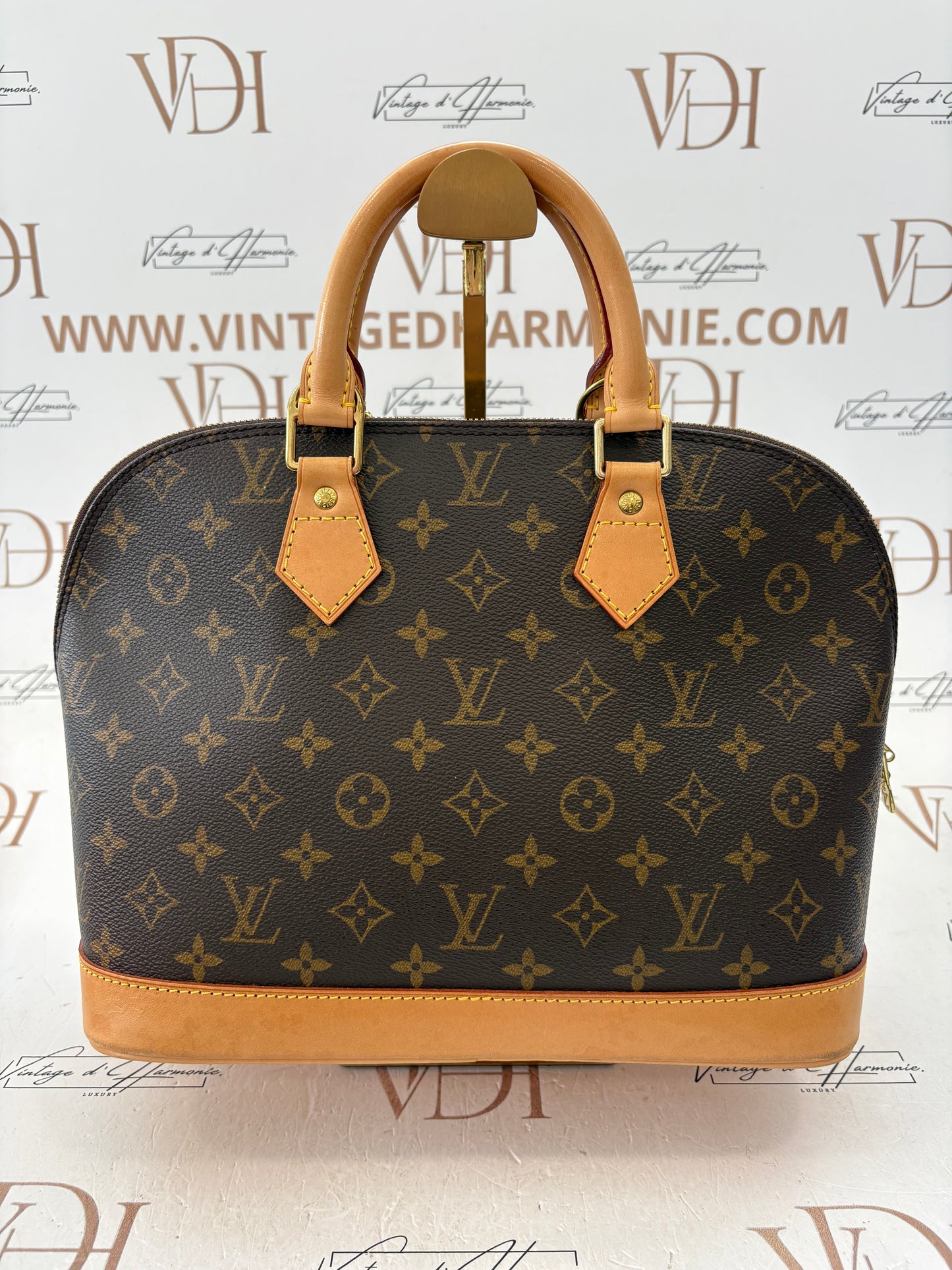 018406 - Louis Vuitton Alma