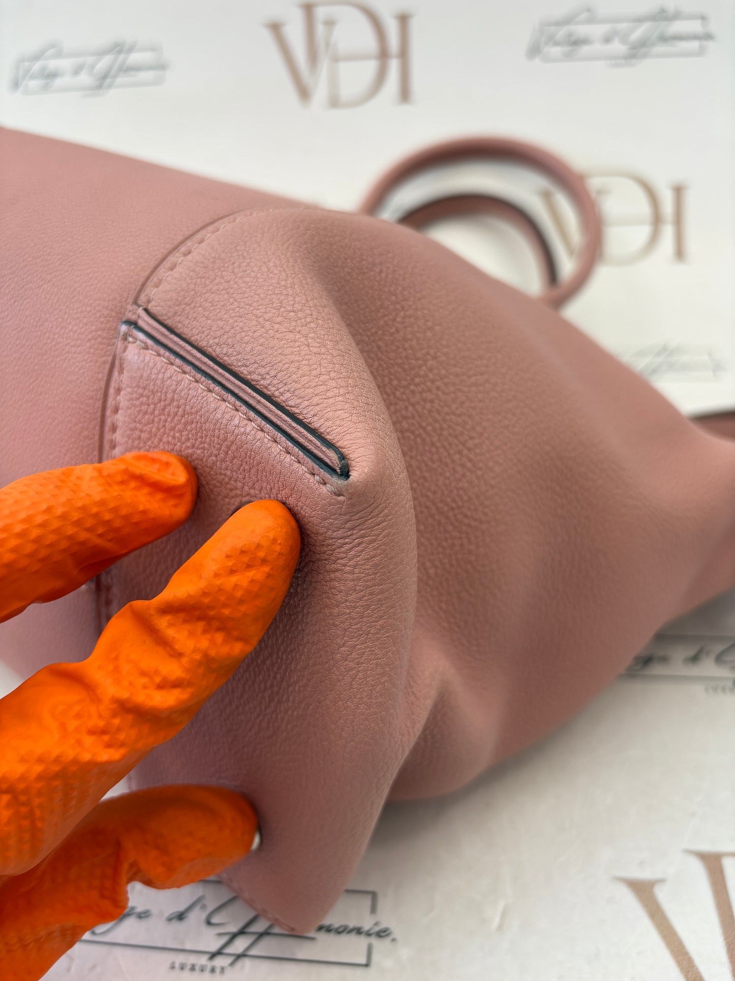017686 - Louis Vuitton Lockit PM
