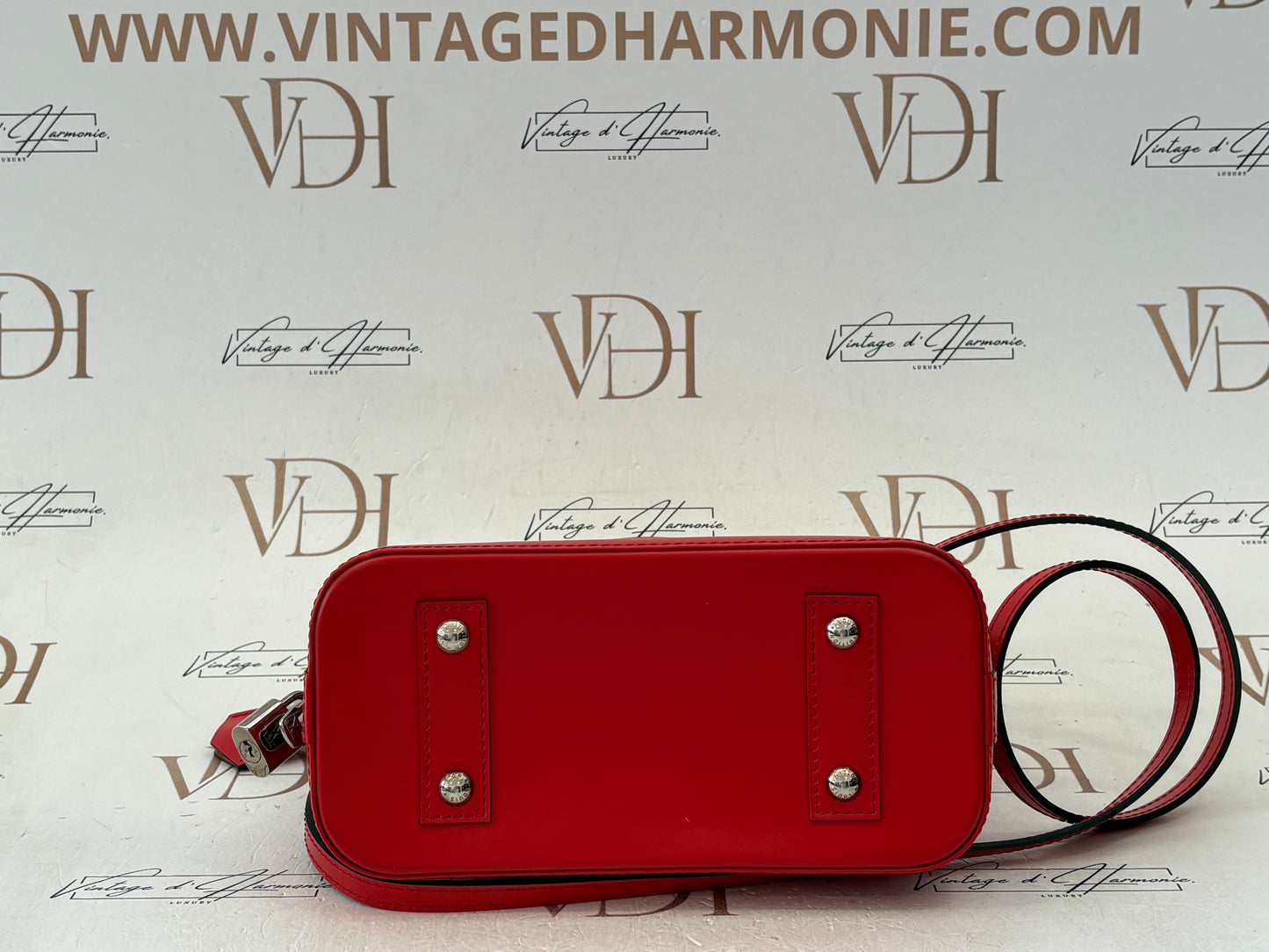 201180 - Louis Vuitton Alma BB